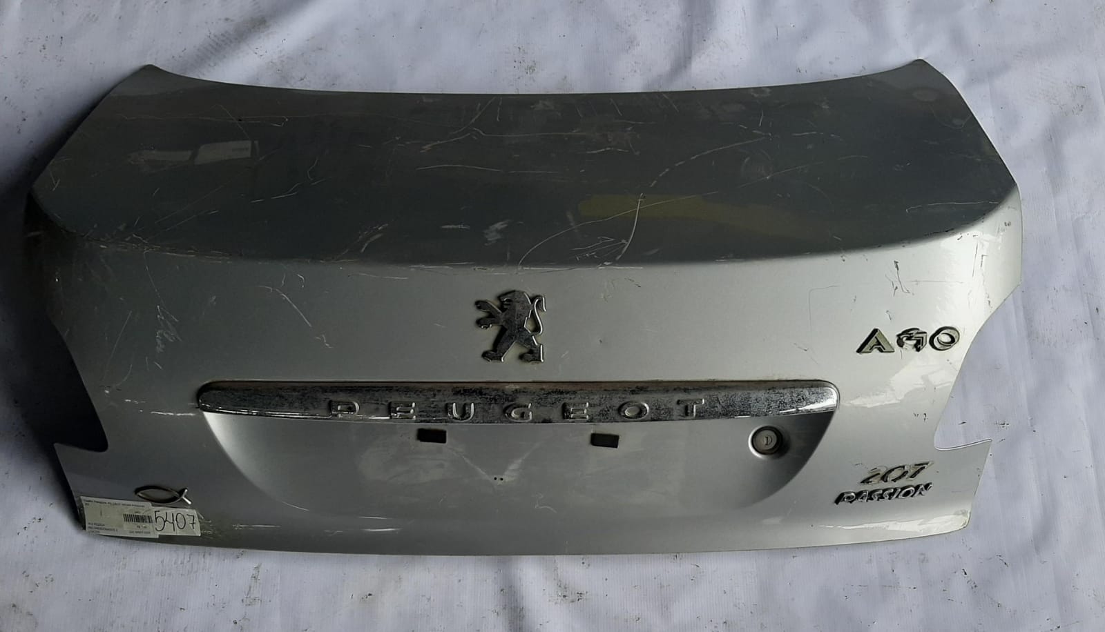 TAMPA TRASEIRA PEUGEOT SEDAN PASSION 207