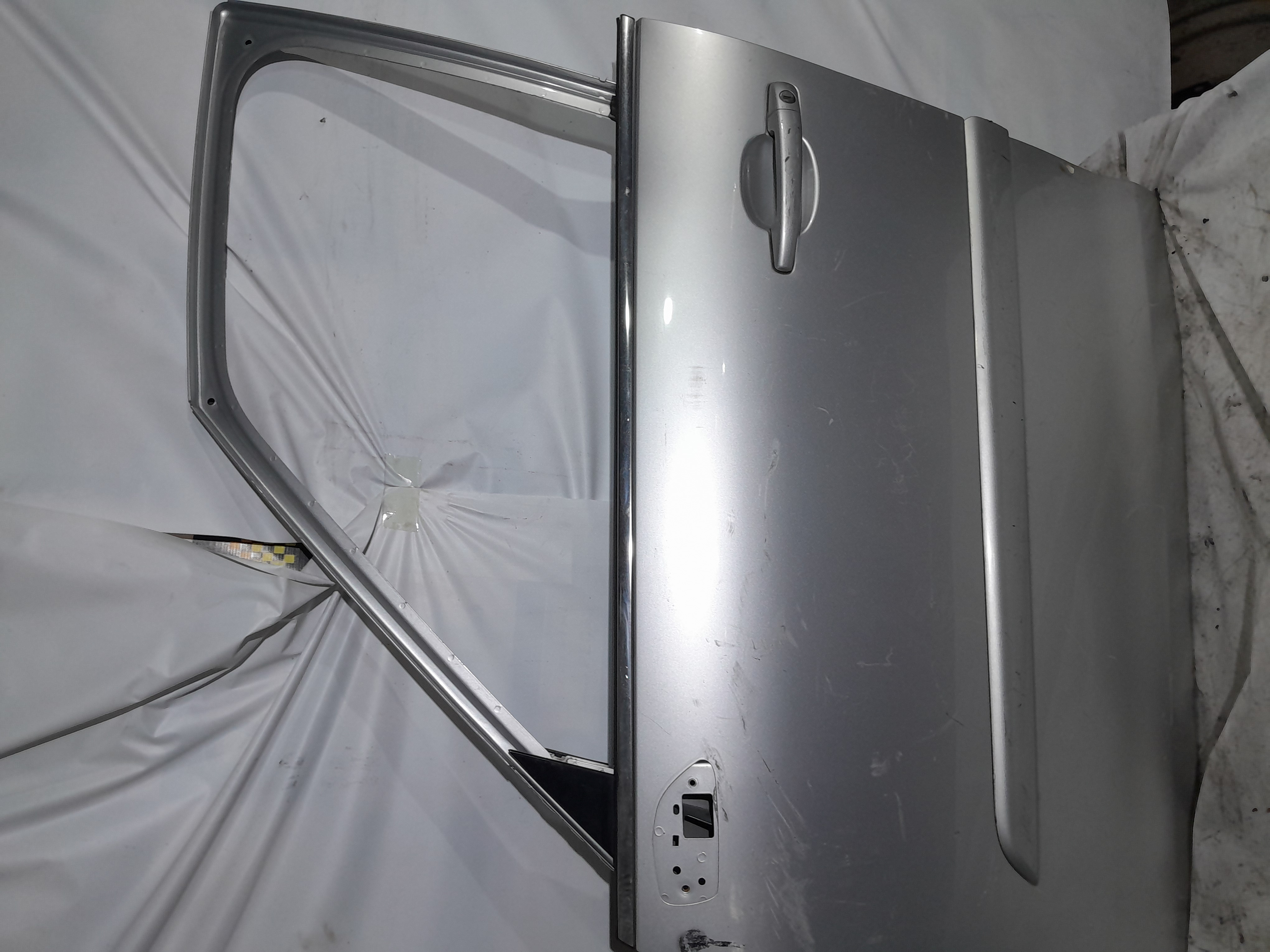 PORTA DIANTEIRA LE C4 PICASSO 2008/2012  (CINZA)