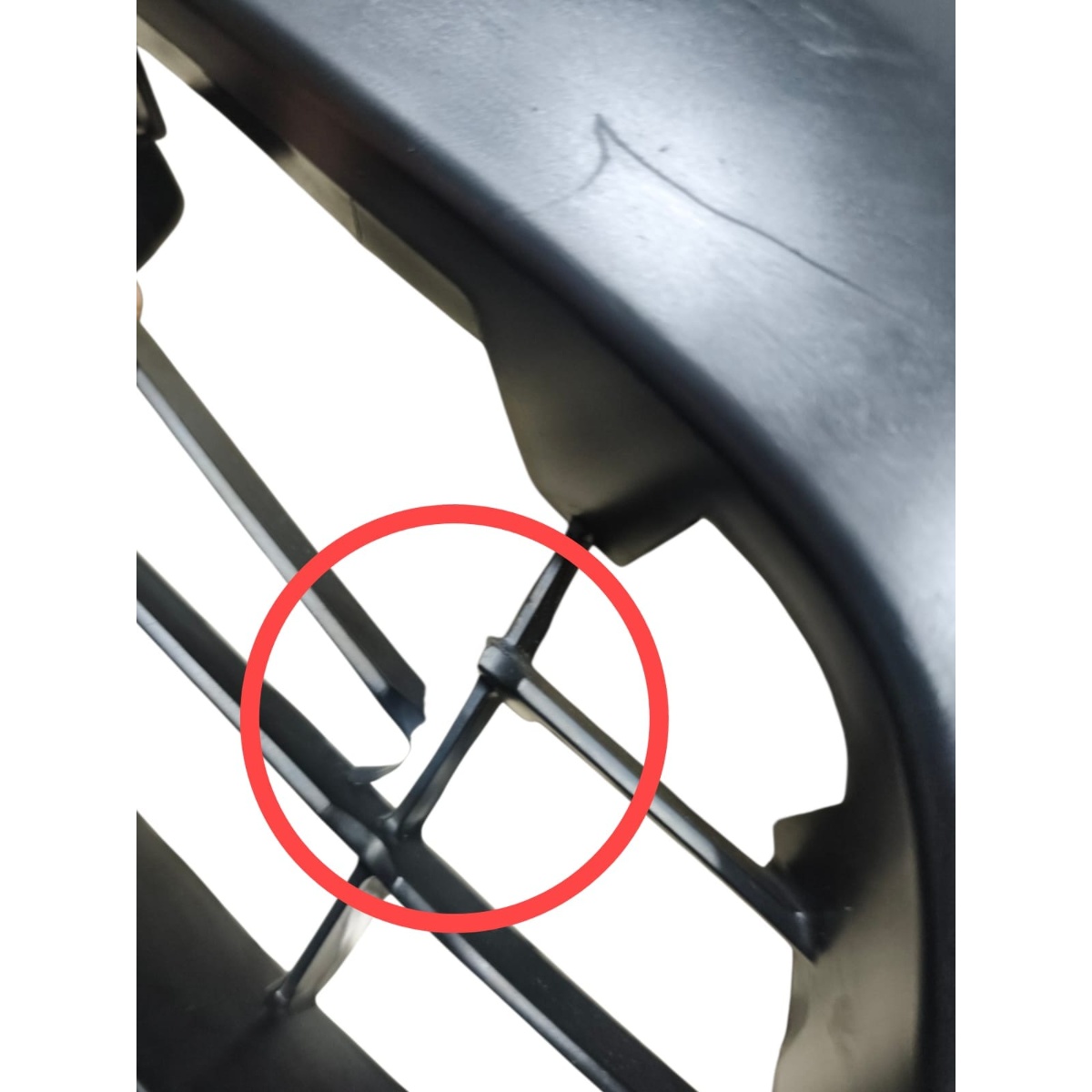 Grade Parachoque Toyota Hilux 2021/2023 531110kb90 c/Detalhe - Imagem 7