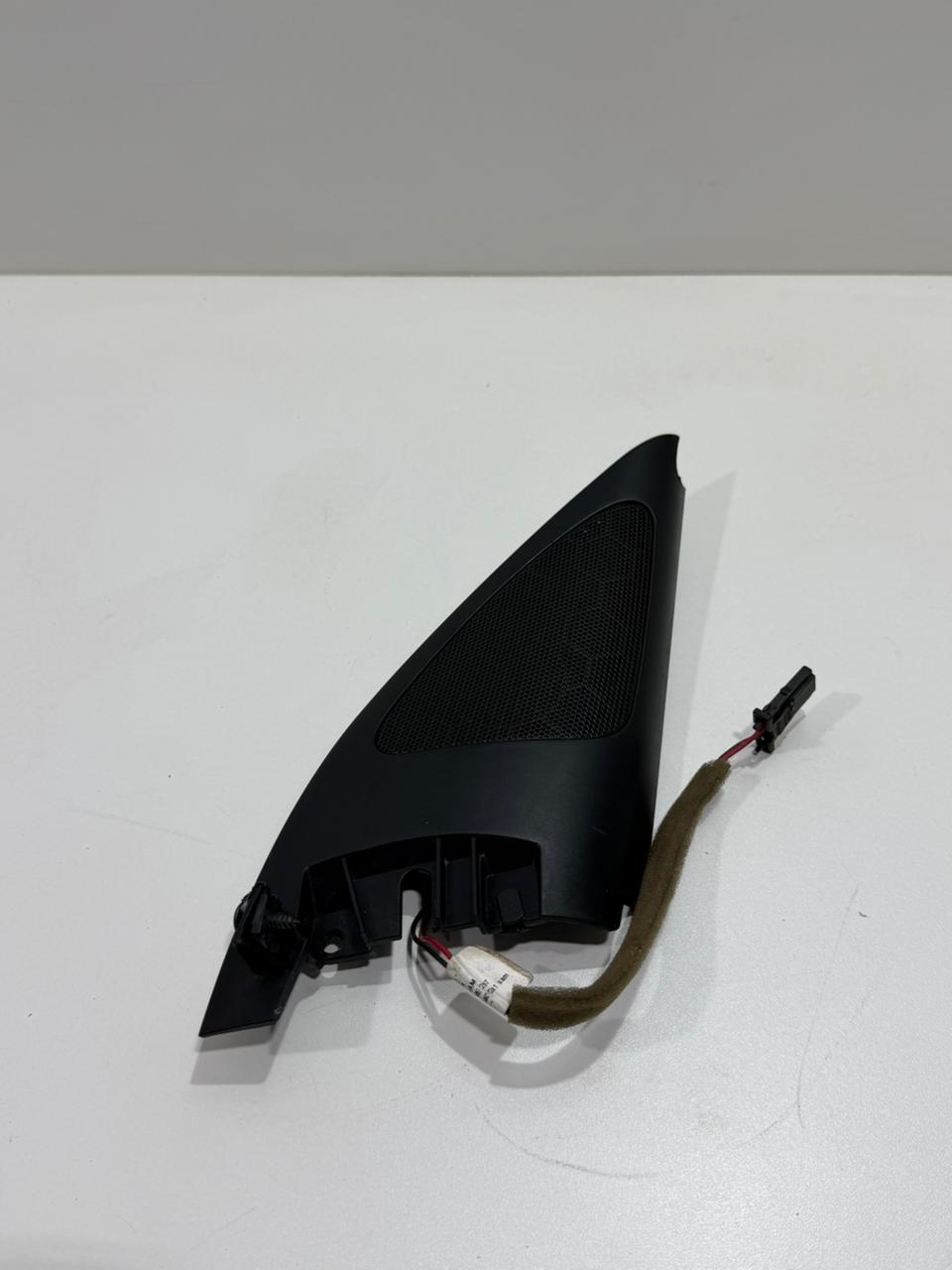Moldura Interna Retrovisor Direito Tweeter Vw Golf 1.6 2012 - Imagem 2