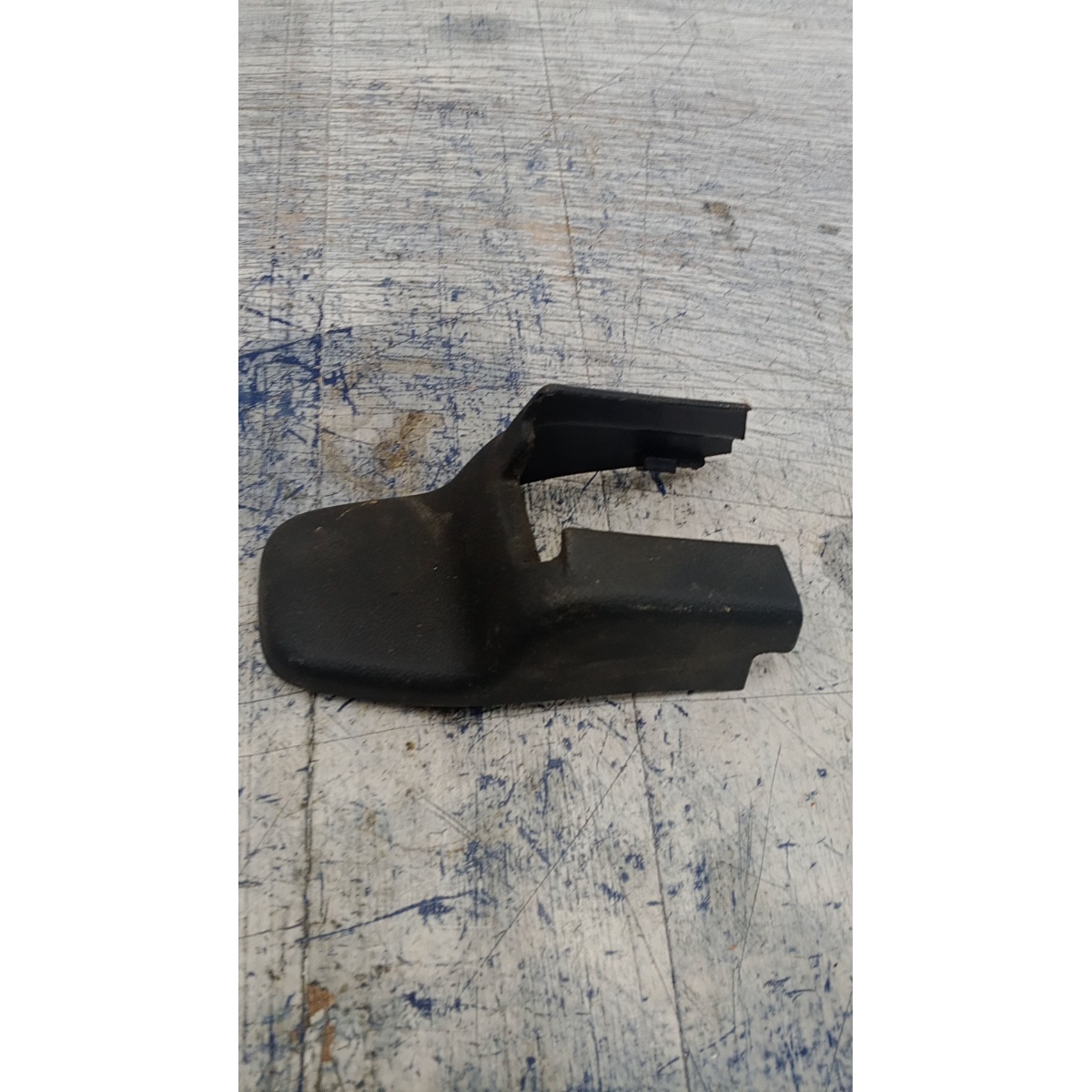 Moldura Trilho Banco Dianteiro Esquerdo Honda Hr-v Preto - Imagem 2