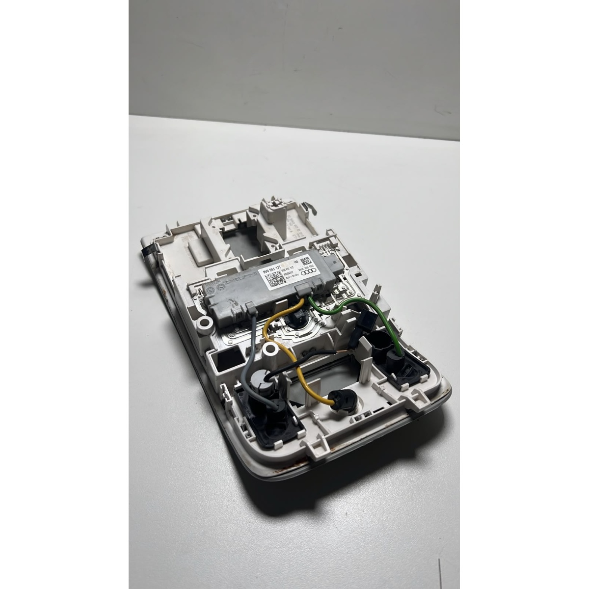 Luz De Teto Central Audi A3 2014 a 2016 8v0951177 - Imagem 2