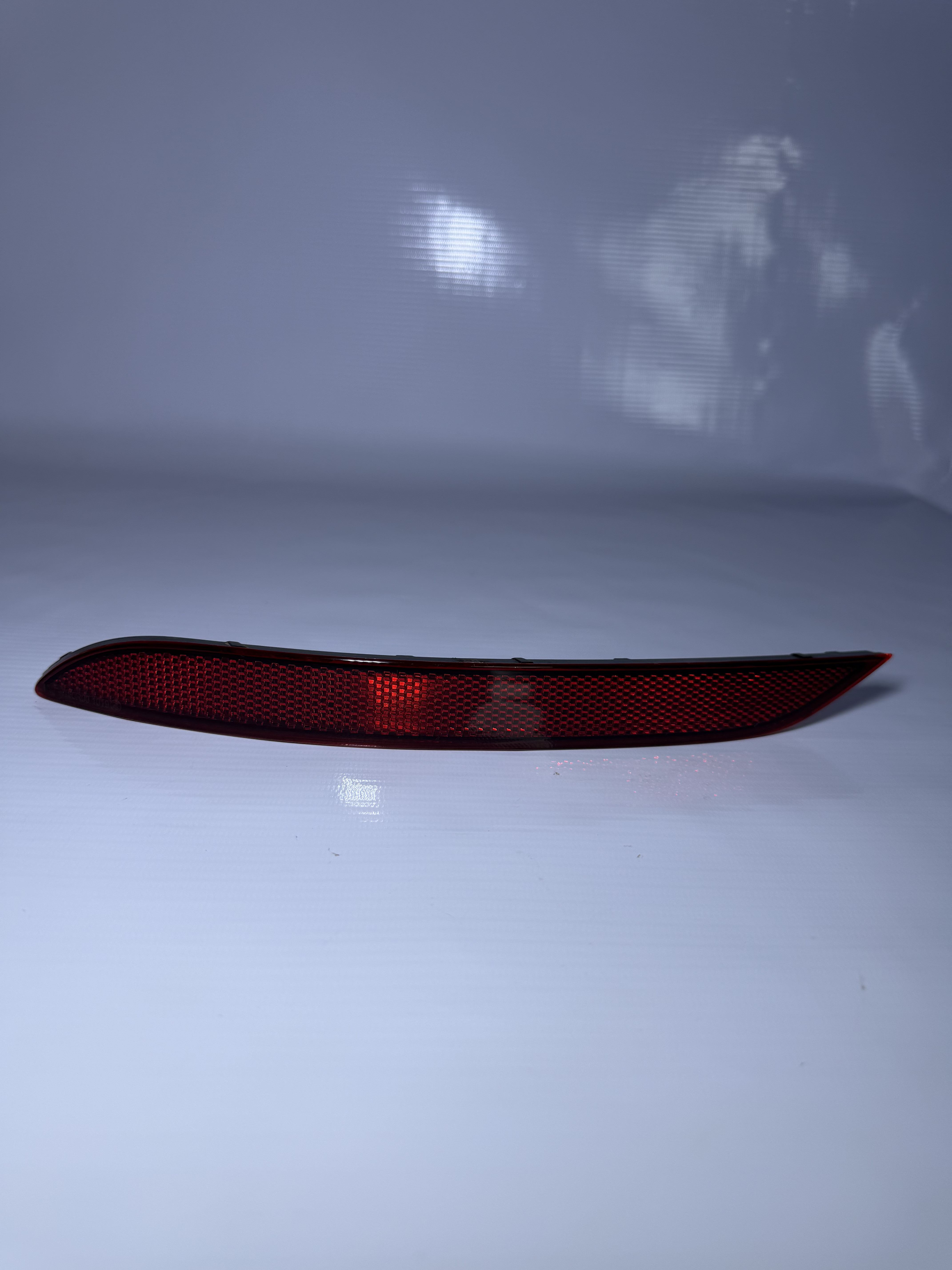 Refletor Parachoque Traseiro Esquerdo Polo Virtus 6EA945105 - Imagem 1