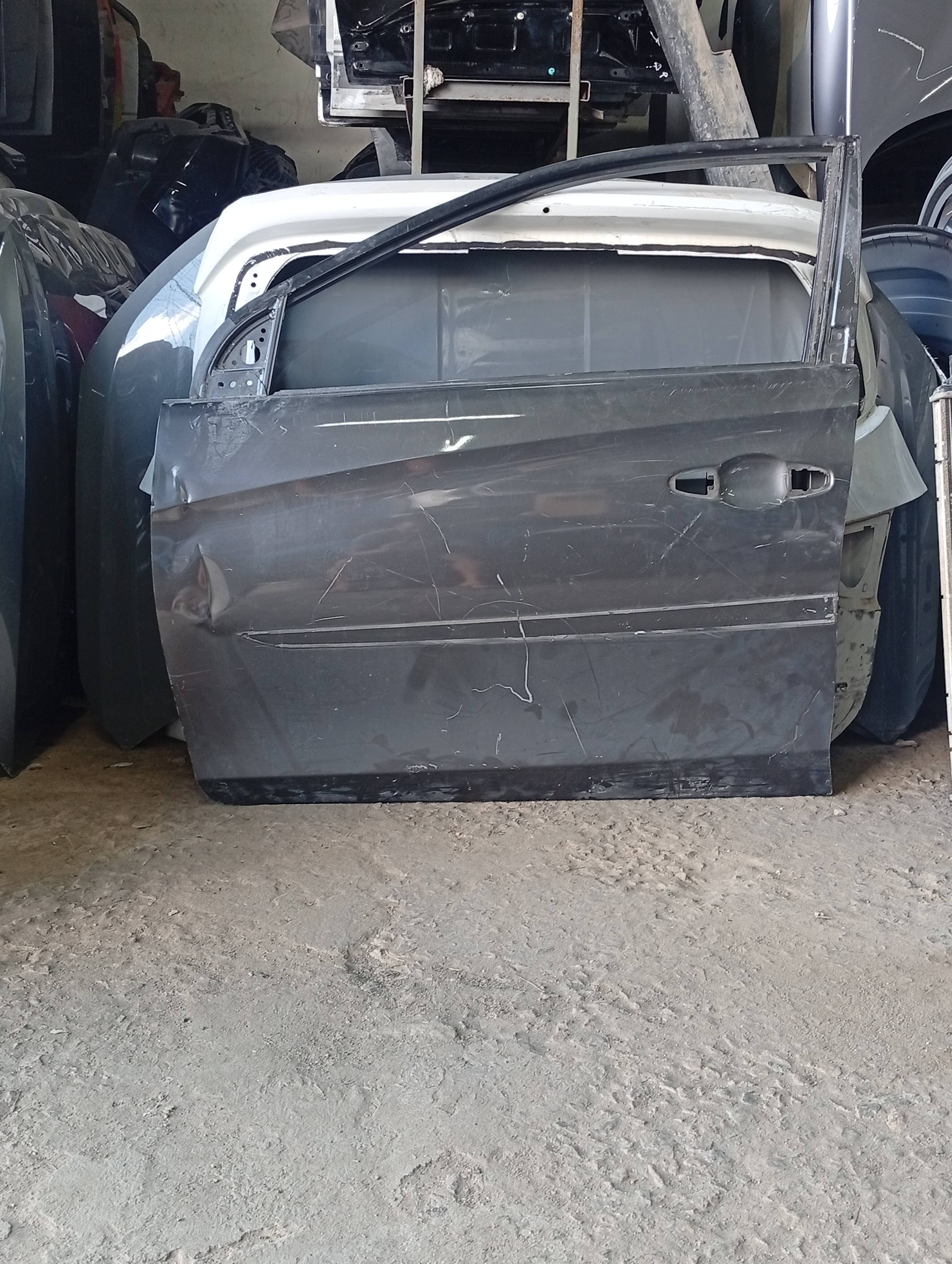 Porta Dianteira Toyota Yaris Le 2020