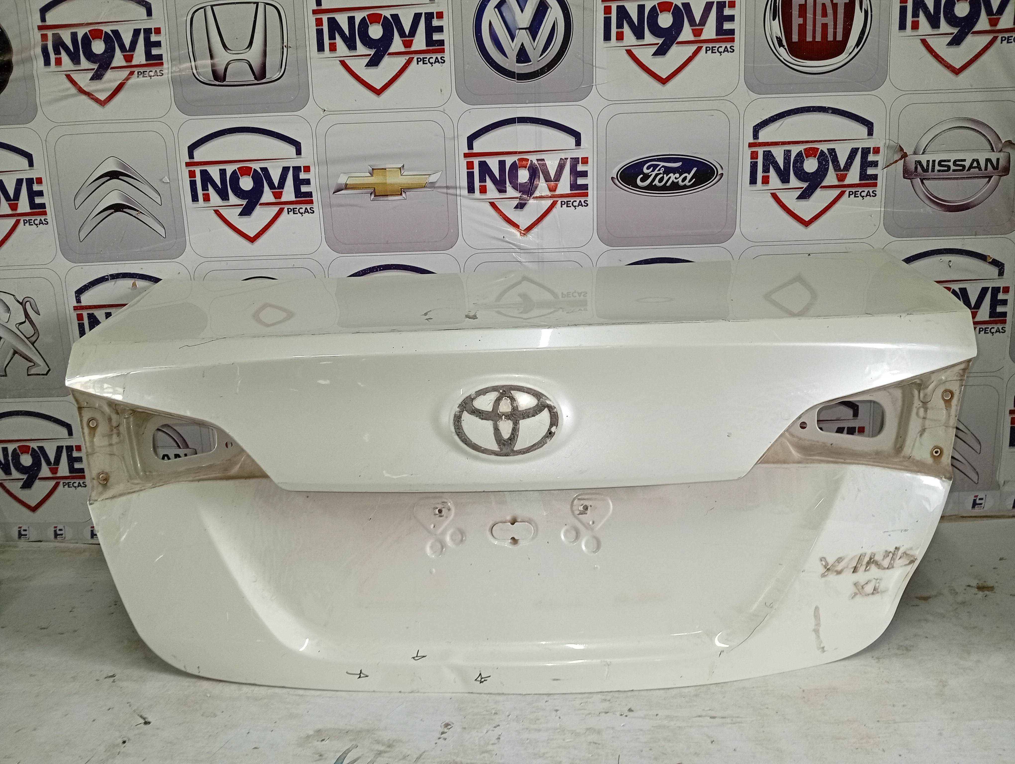 Tampa Traseira Toyota Yaris Hatch