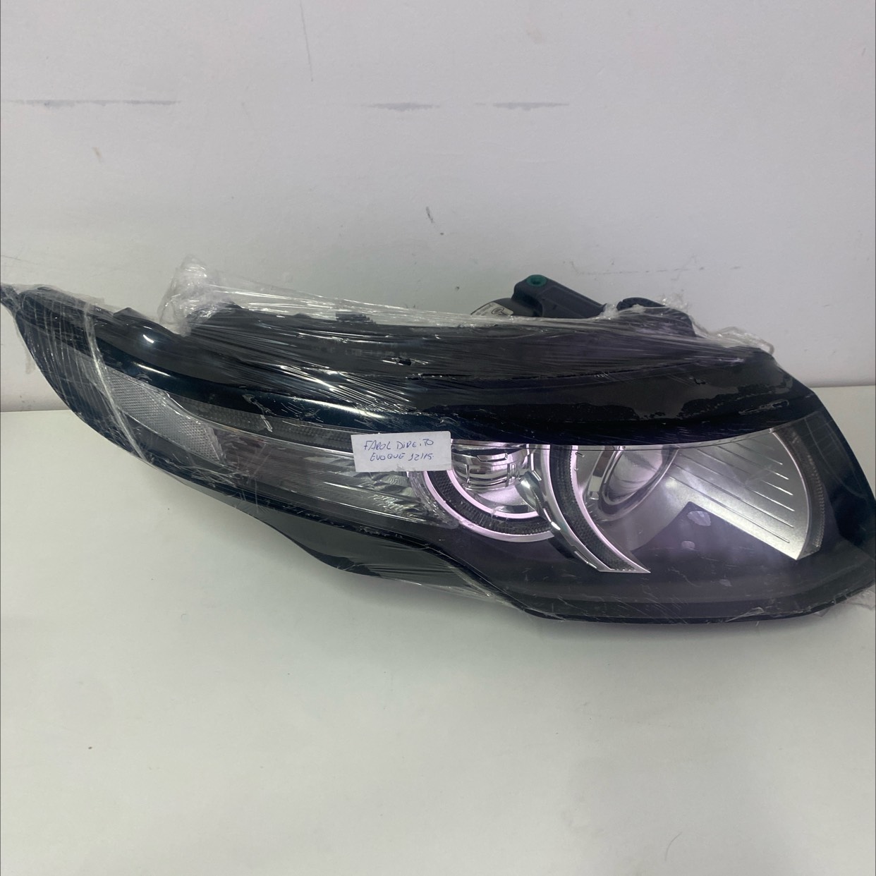 Farol Lado Direito Land Rouver 12/15 - Imagem 4