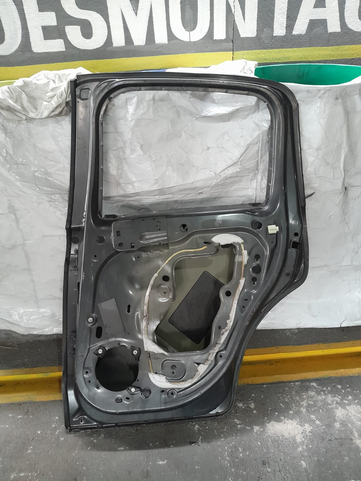PORTA TRAS CITROEN C3 13/14 LD - Imagem 2