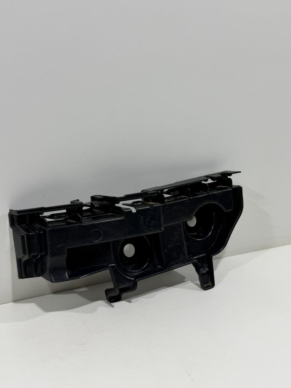 Guia Para-choque T.E VW Polo 6EA807453 - Imagem 2