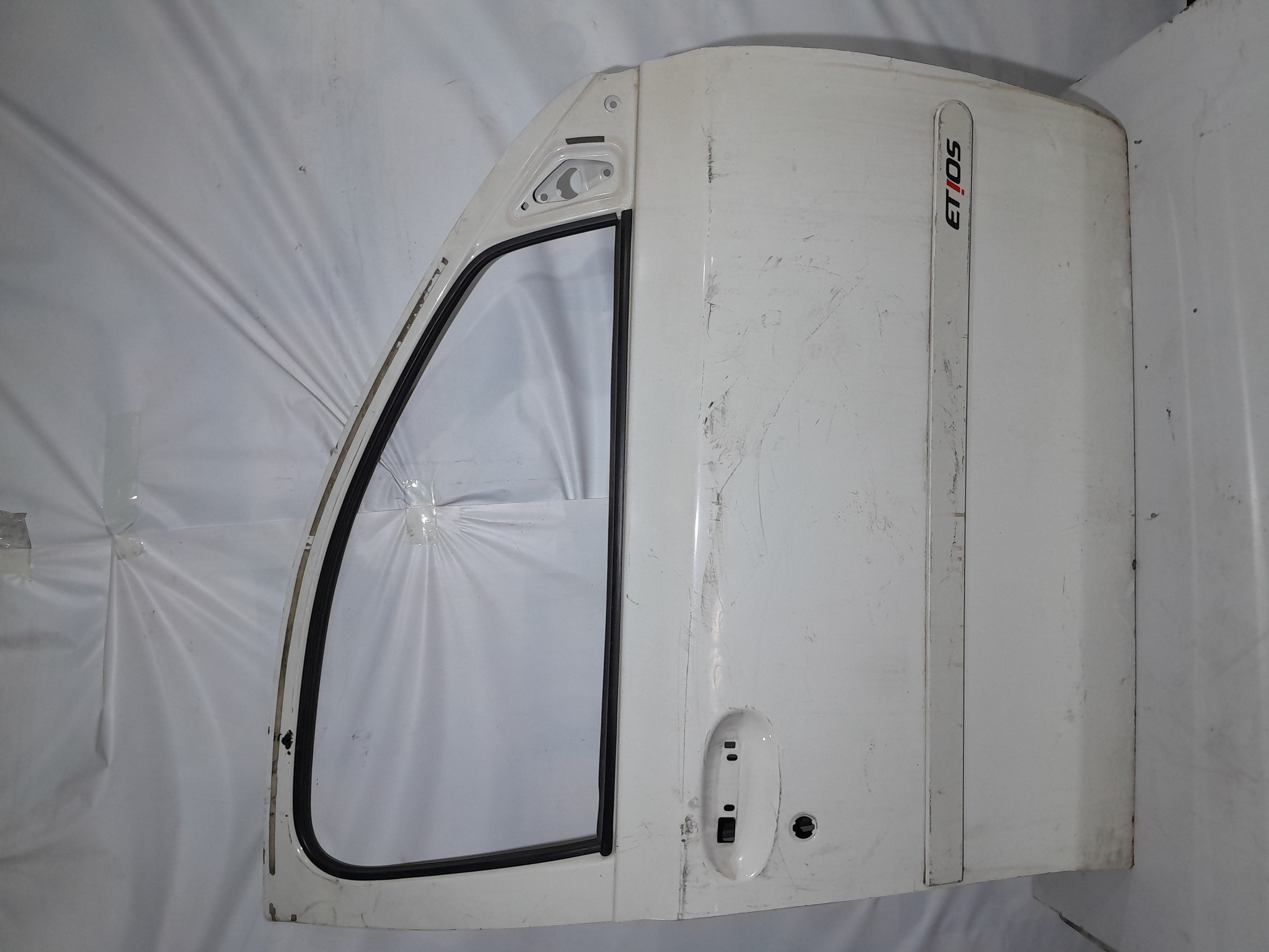PORTA DIANTEIRA LD ETIOS (BRANCA)