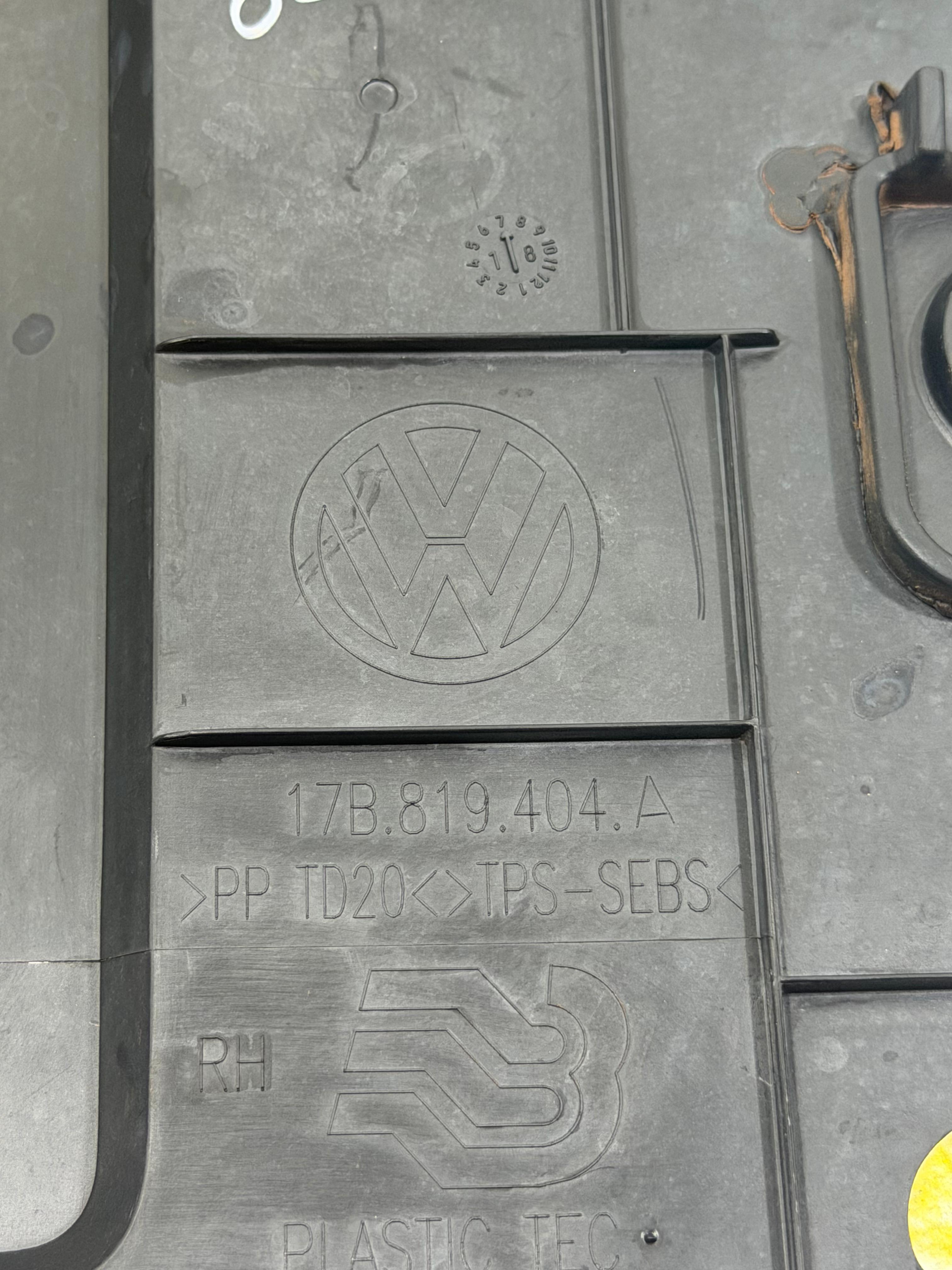 Churrasqueira Dir. Audi A3 Sedan 17B819404A - Imagem 5