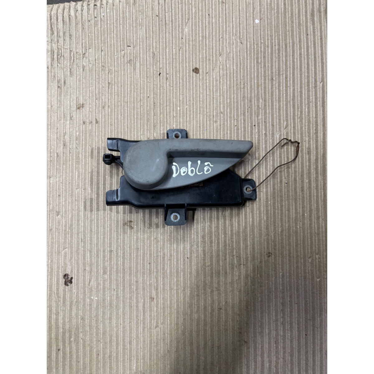 Suporte Interno De Maçaneta Fiat Doblò  Le Cinza - Imagem 5