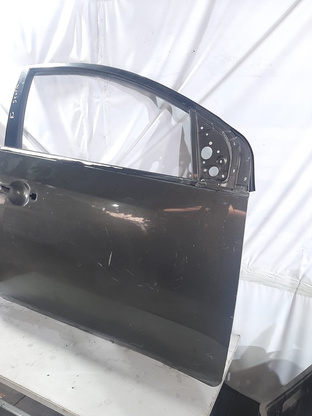 PORTA DIANTEIRA NISSAN SENTRA LADO DIREITO (CINZA) - Imagem 2