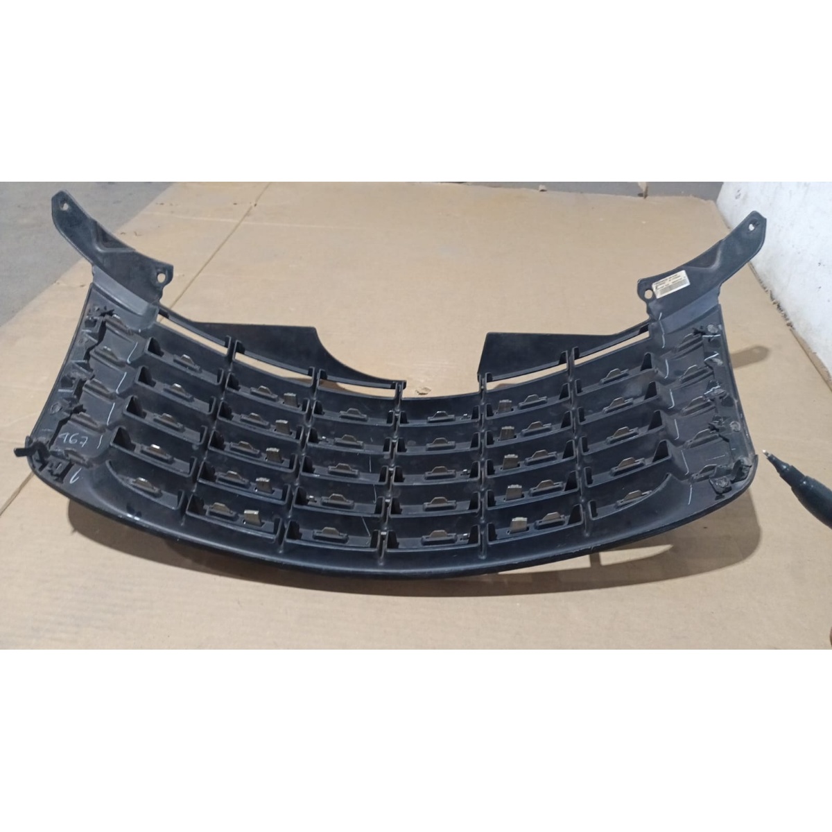 Grade Dianteira Pt Cruzeusado Original Com Detalhe Pequeno Preto Cromado - Imagem 5