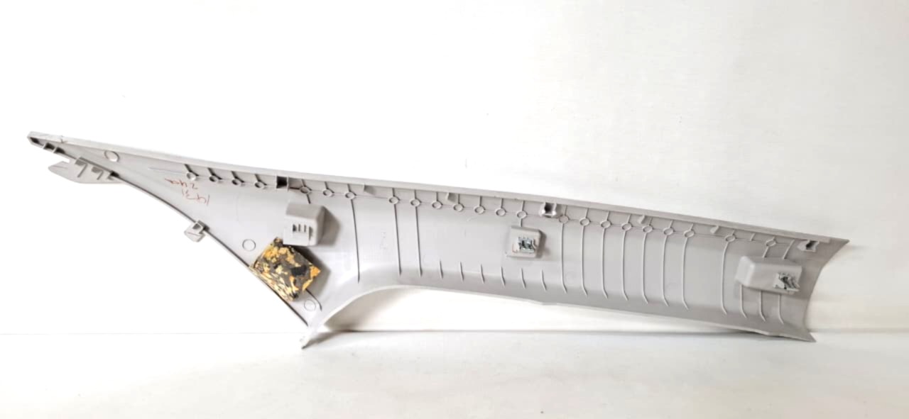 Acabamento Parabrisa Onix e Prisma LE - Imagem 2