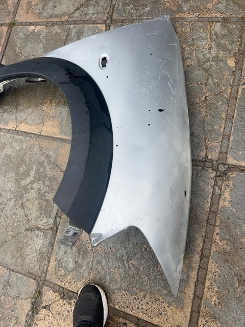 PARALAMA DIREIT CITROEN C3 XTR - DETALHES - Imagem 2