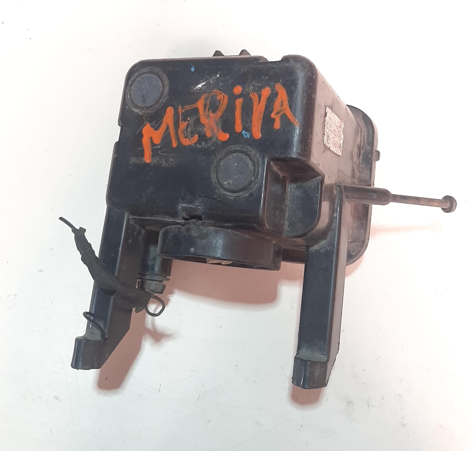 FAROL AUXILIAR MERIVA 2003/2012 LADO ESQUERDO USADO - Imagem 2