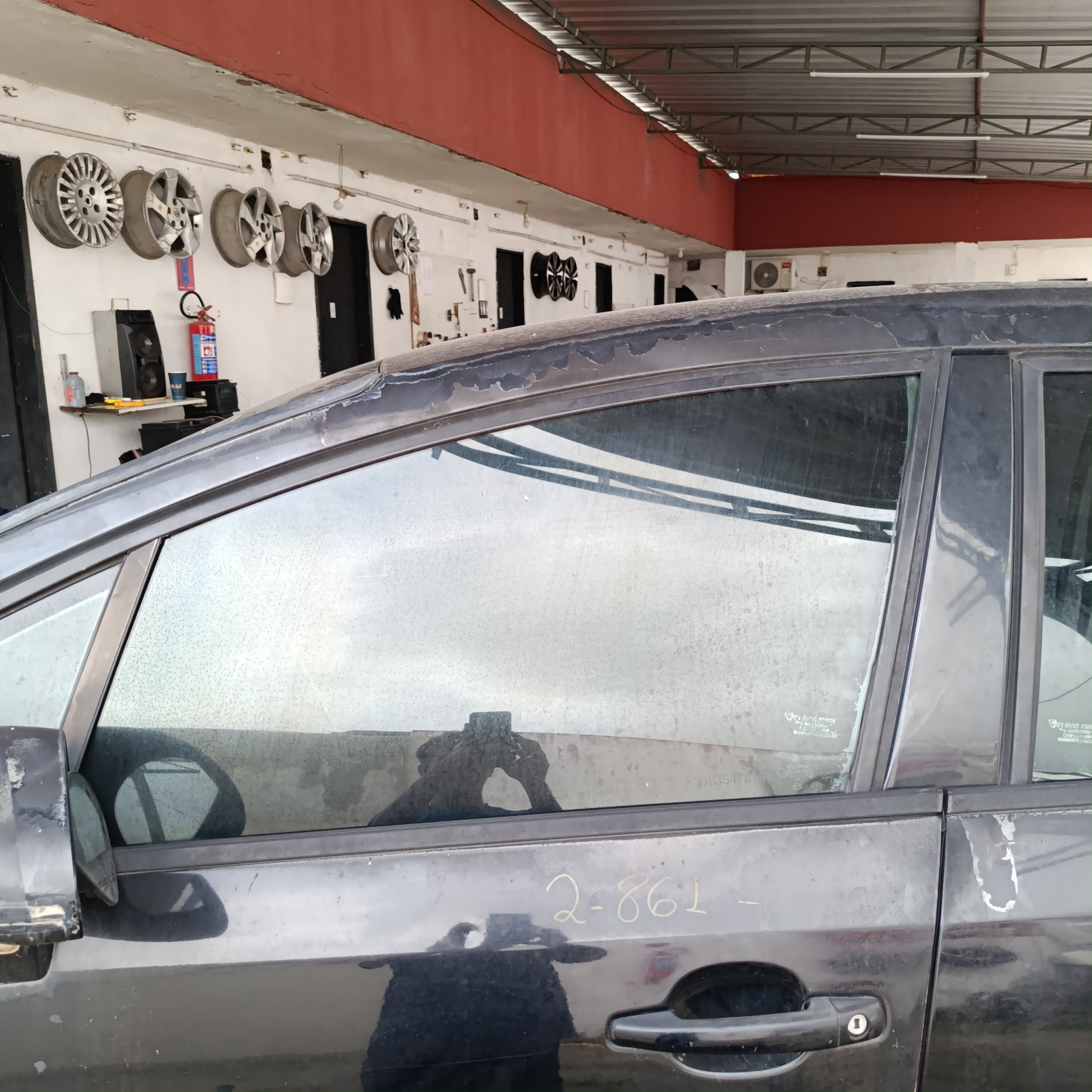 VIDRO PORTA DIANTEIR ESQIERD CITROEN C4 PALLAS HATCH - Imagem 3