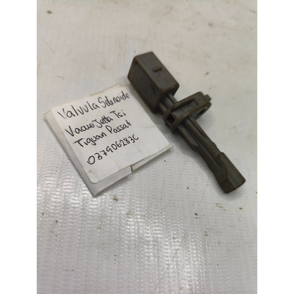 Valvula Solenoide Vacuo Jetta Tiguan Passat 037906283C - Imagem 2