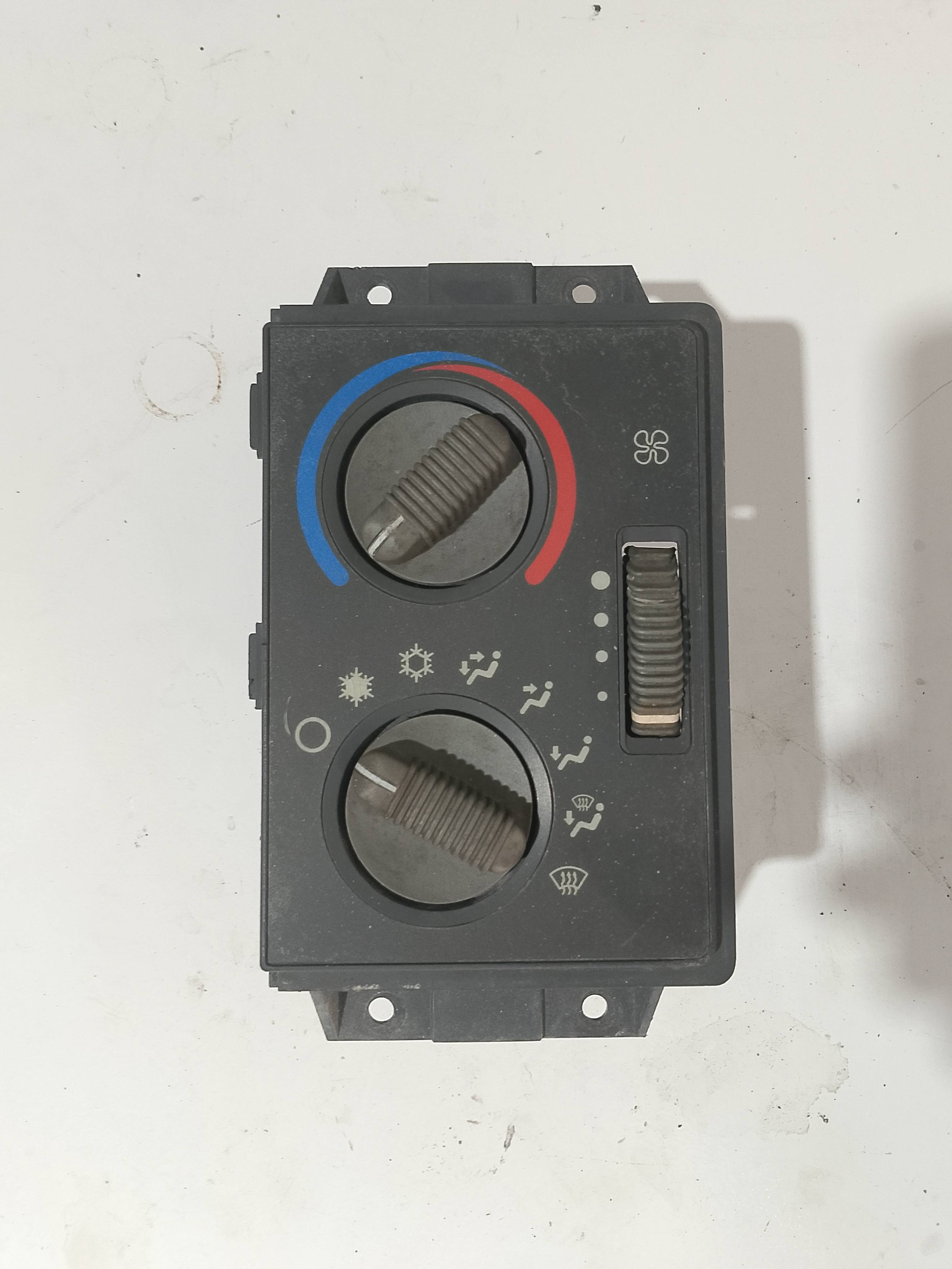 Comando Ar Condicionado Blazer V6 até 2000 - Imagem 1