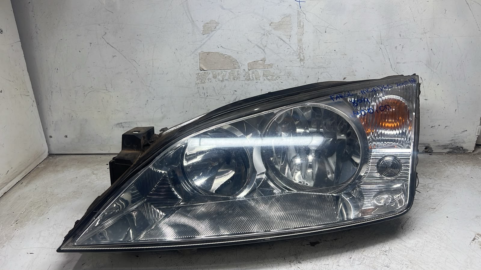 Farol Mondeo 2005 A 2008 Lado Esquerdo
