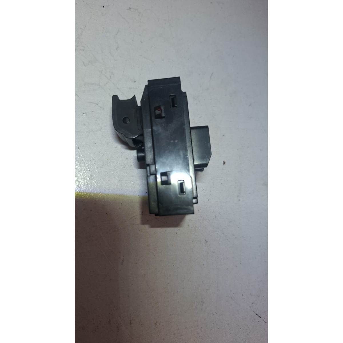 Botão Vidro Elétrico Gm Tracker/ Onix Plus 2021 2022 2023 - Imagem 4