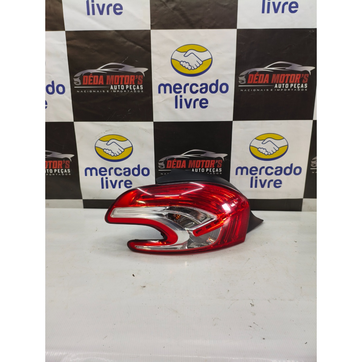 Lanterna Traseira Esquerda Peugeot 208 13/16 9677331180 Orig Esquerdo/motorista Vermelho - Imagem 9