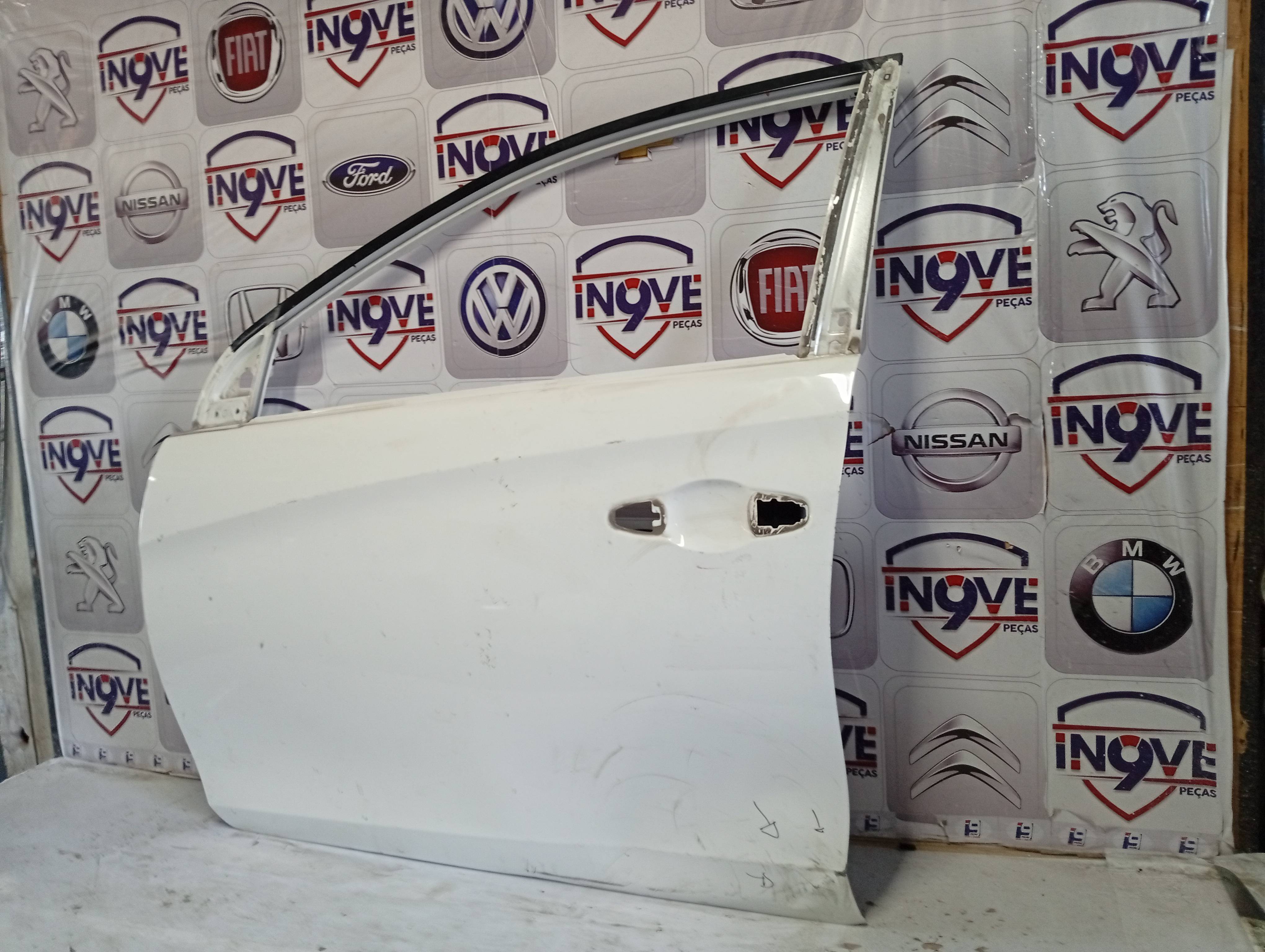 Porta Dianteira Toyota Yaris - Imagem 2