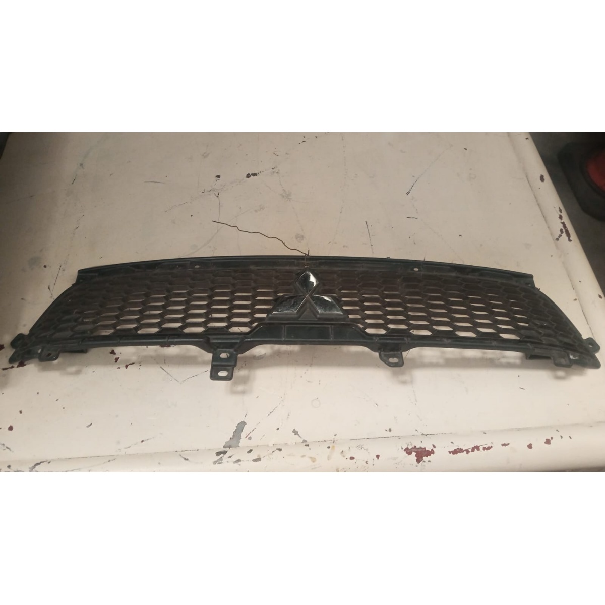 Grade Frontal Mitsubishi Outlander 2010-2013 6402a198 Preto Tela/grade - Imagem 2