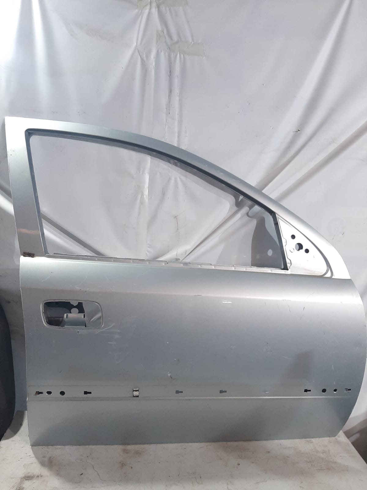 PORTA DIANTEIRA ASTRA 1996/2006 LADO ESQUERDO (CINZA)