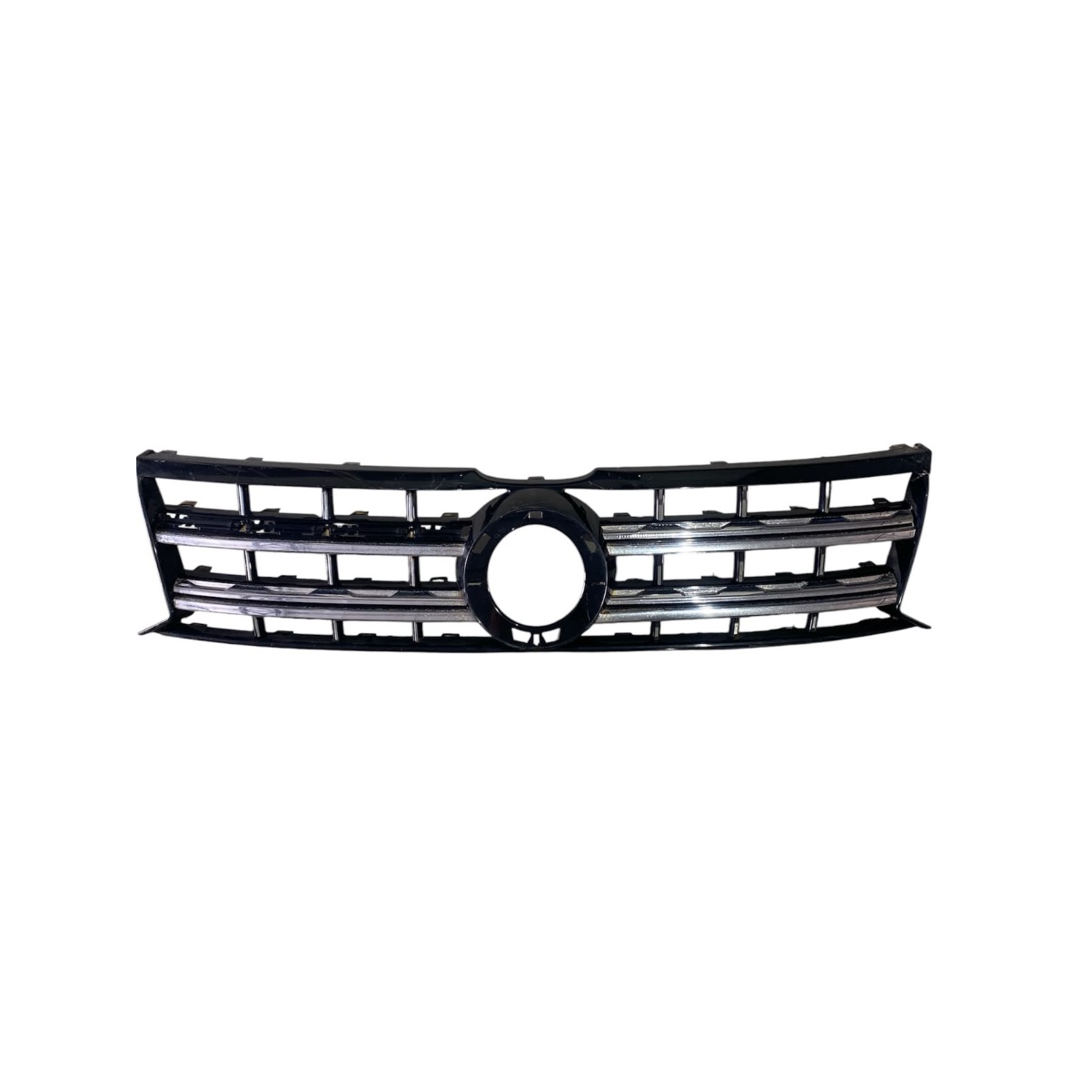 Grade Vw Amarok 17/24 Original Obs: Detalhe Na Lateral L.d