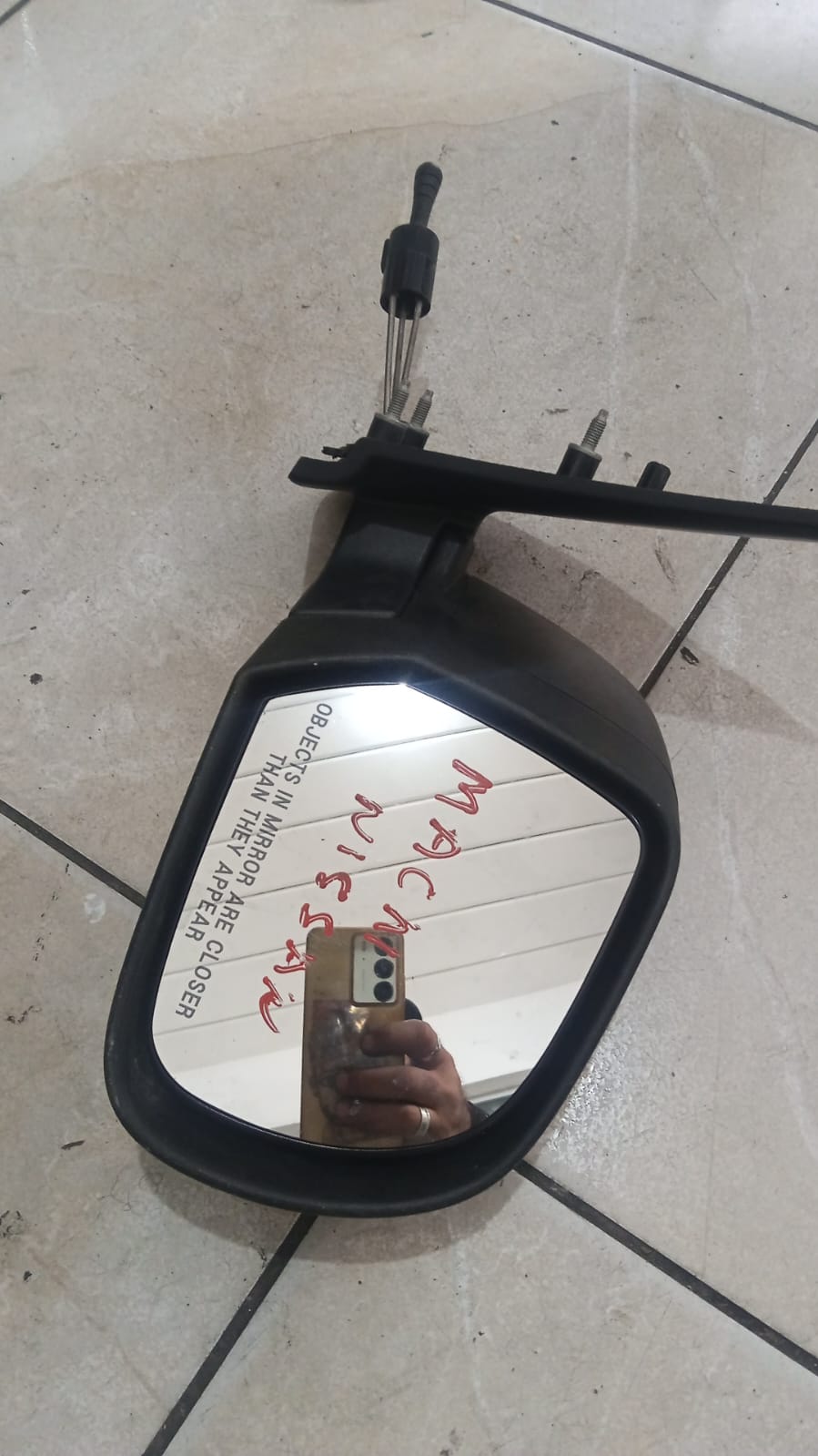 Retrovisor Direito Nissan March