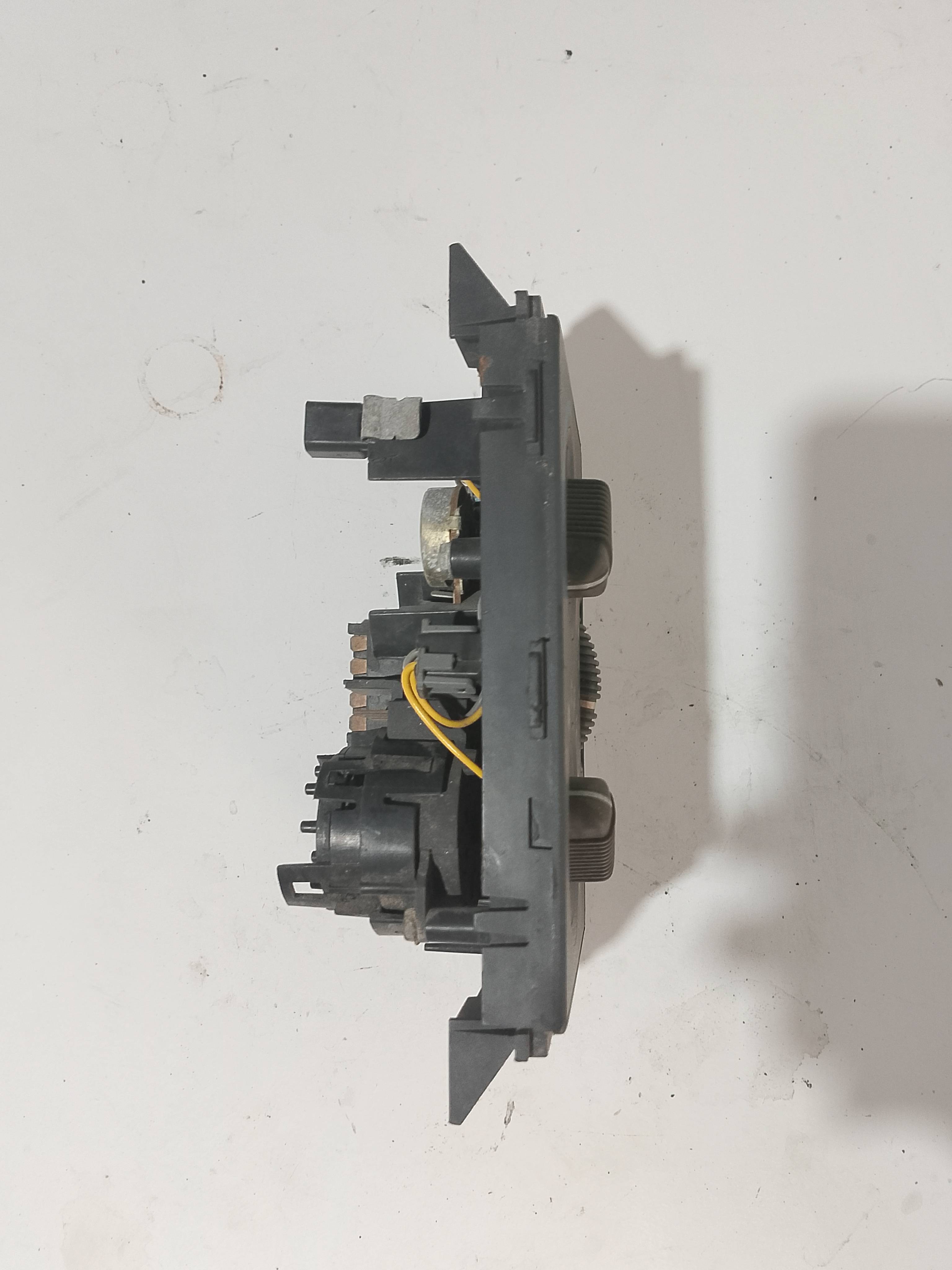 Comando Ar Condicionado Blazer V6 até 2000 - Imagem 3