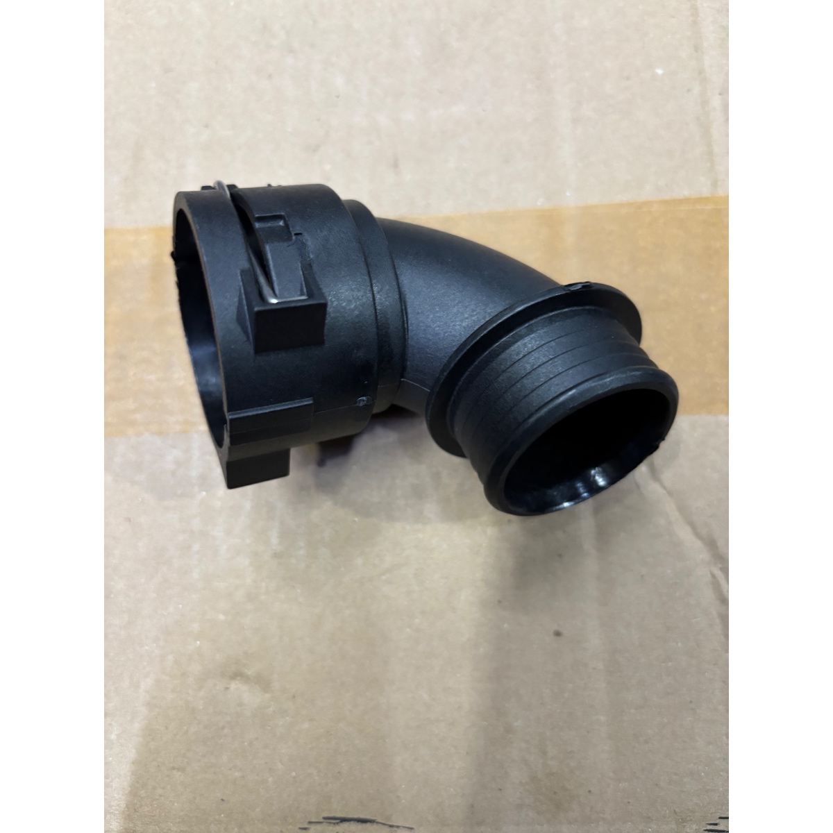 Tubo Conexão Mangueira Superior Jetta Preto - Imagem 3