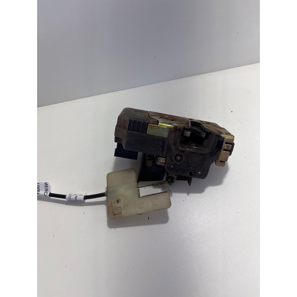 Fechadura Elétrica Dianteira Direita Vectra 97/05 usado - Imagem 3