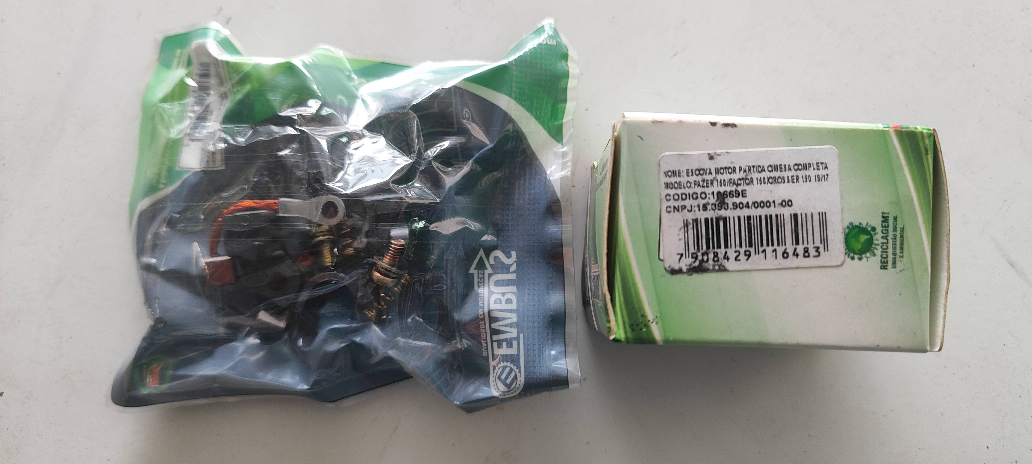 SUPORTE DE ESCOVA FAZER