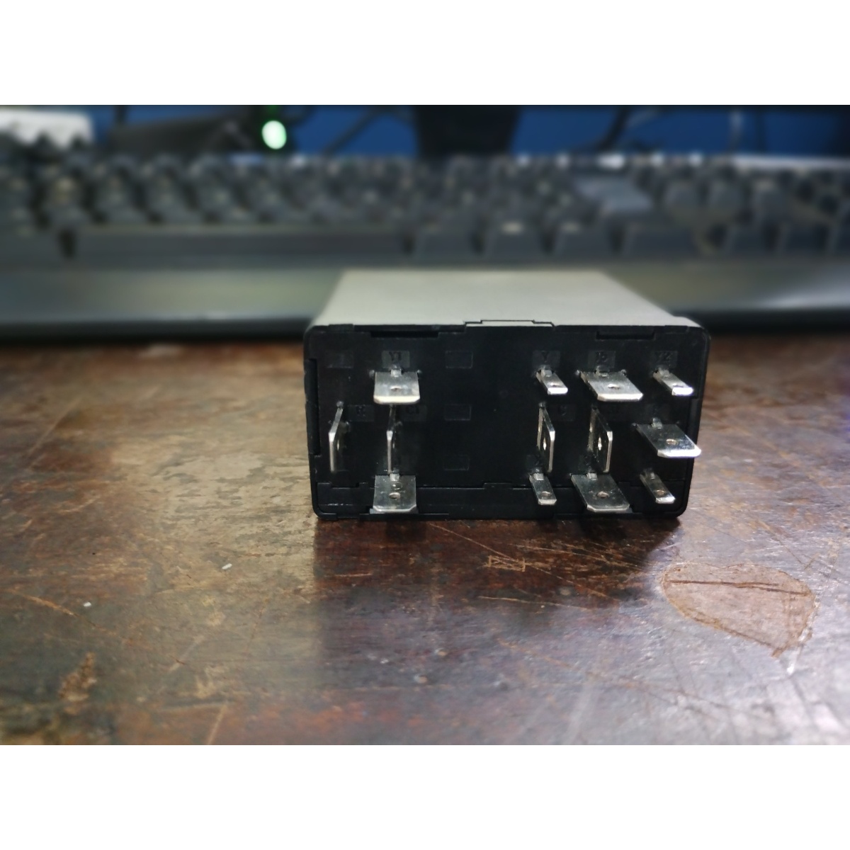 rele de acionamento de retrovisor eletrico original VW - Imagem 2