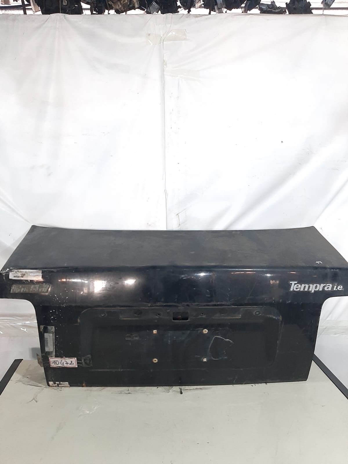 TAMPA TRASEIRA TEMPRA 1992/1999 (PRETO)