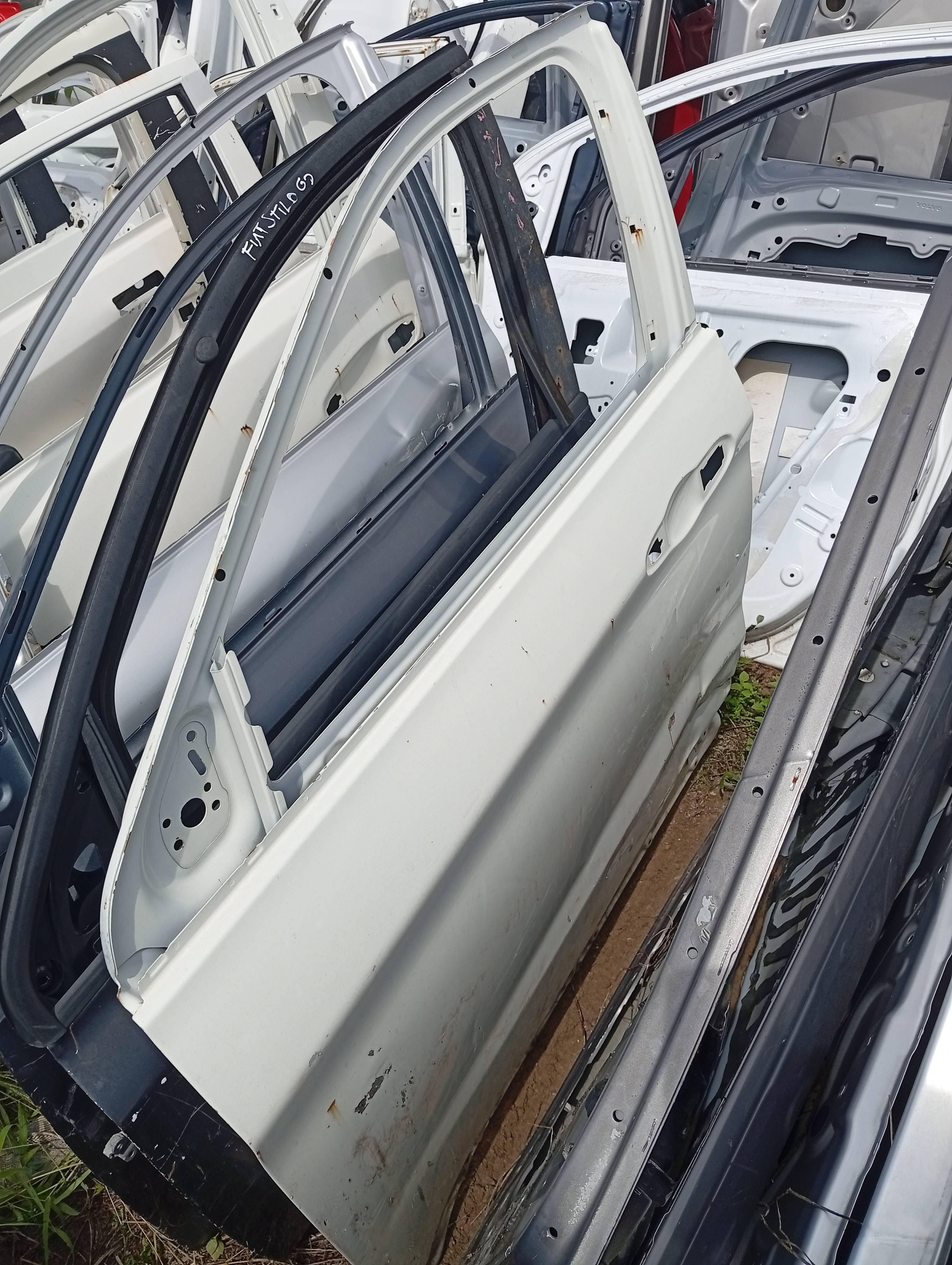 Porta Dianteira Direita Fiat Toro
