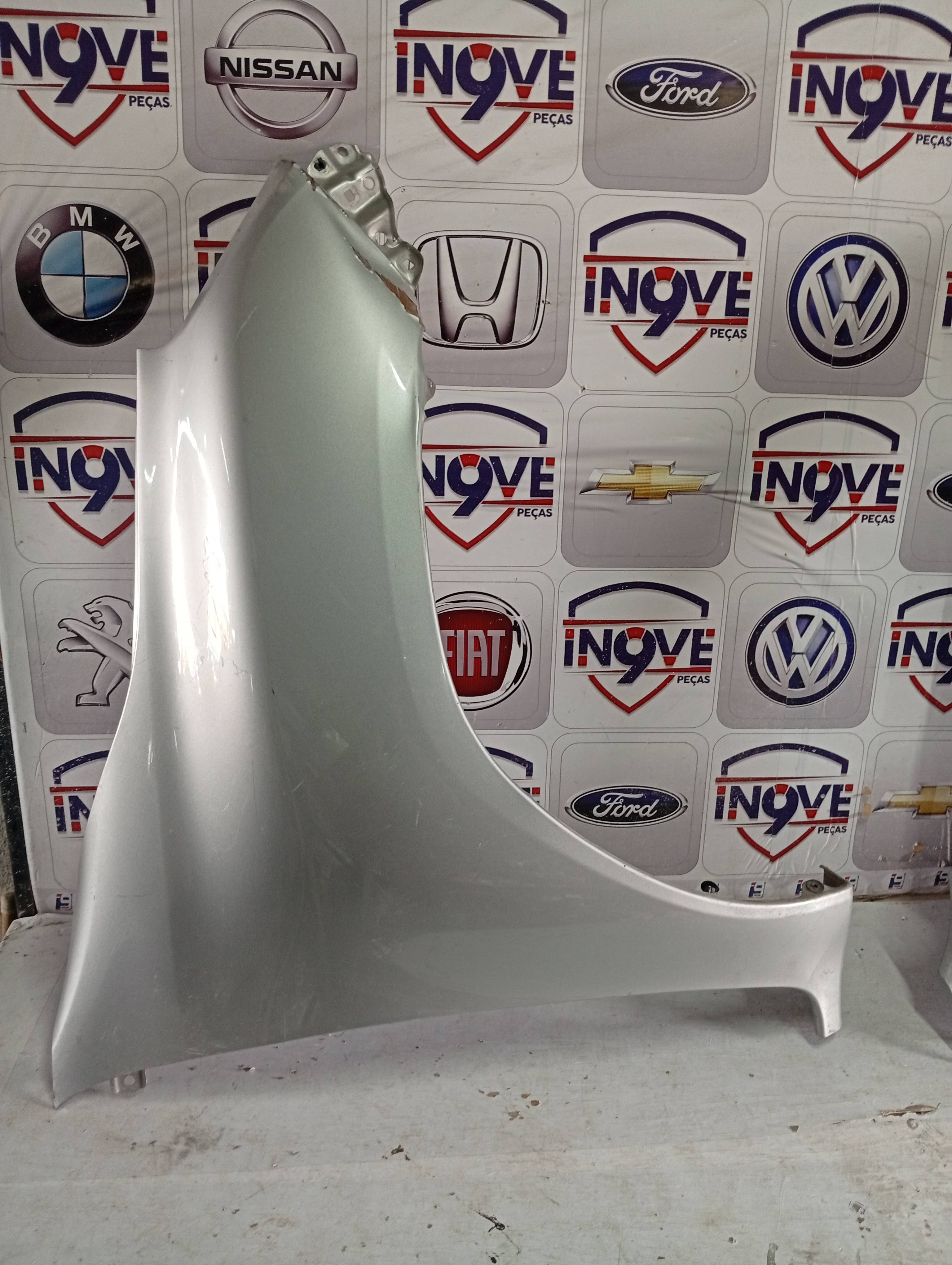 Paralama Direito Toyota Hilux SW4 2016 a 2020