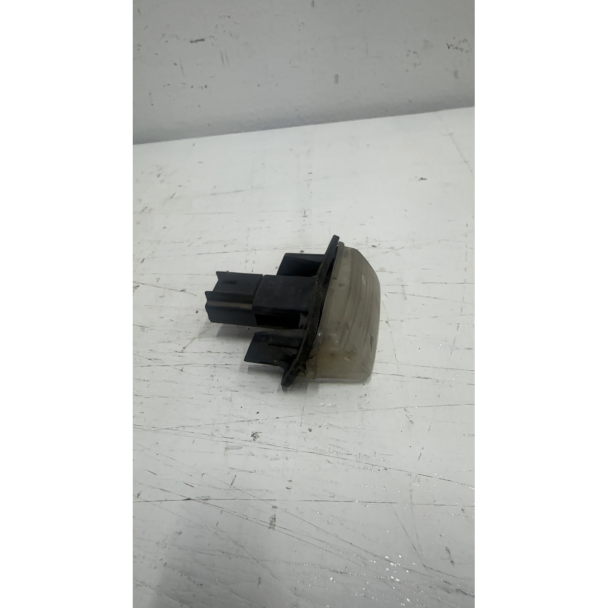 Luz Placa Peugeot 207 - Imagem 2