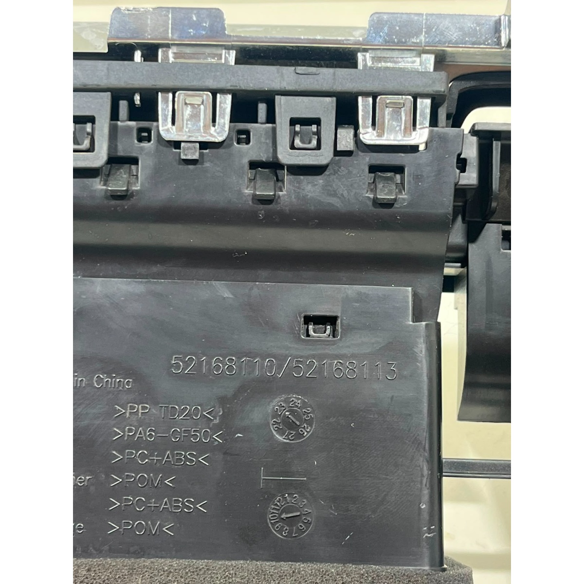Difusor Ar Central Chevrolet Spin 2025 52168113 (Usado) - Imagem 5