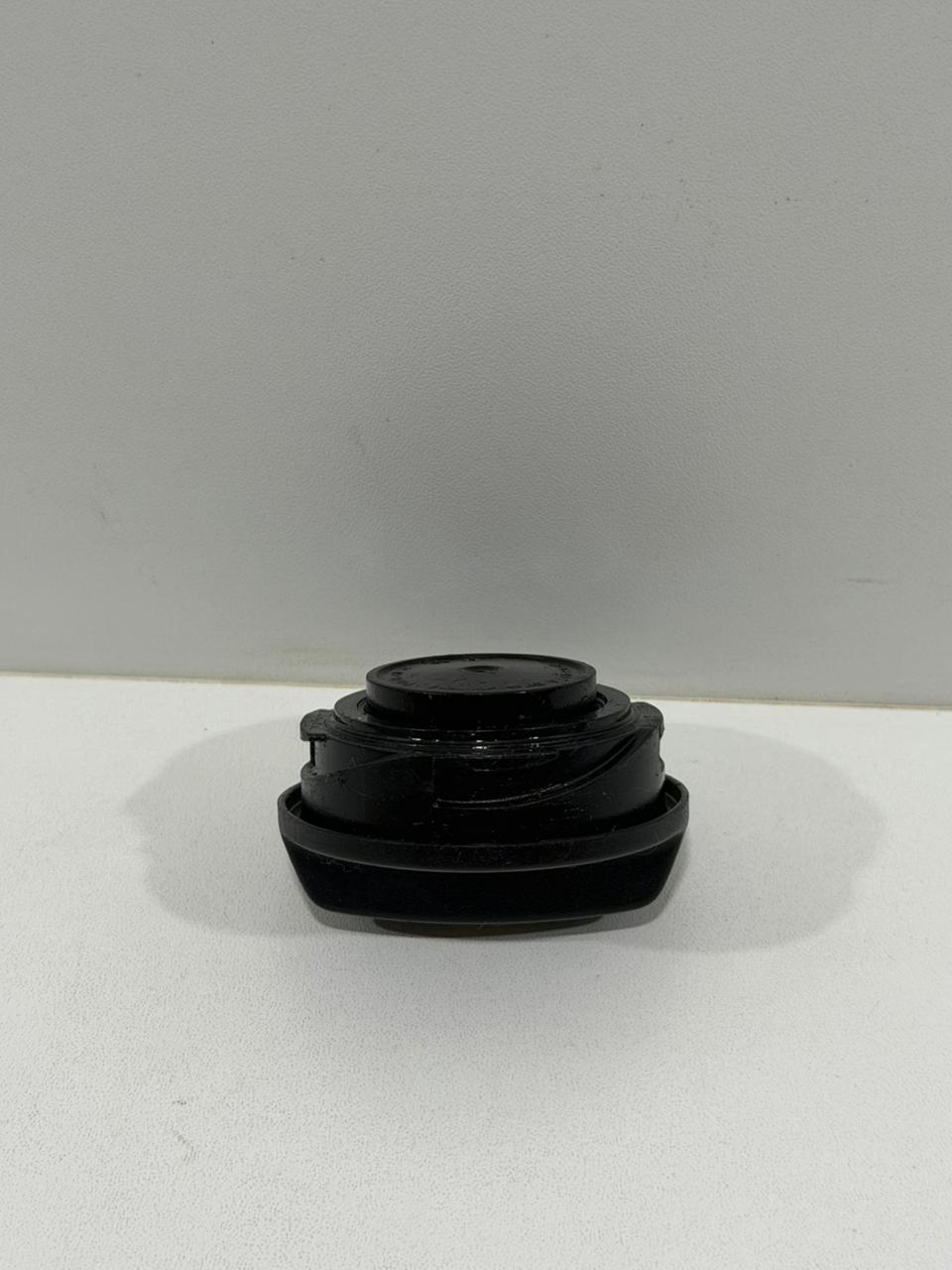 Tampa Óleo Motor Audi A4 1.8 Tfsi 2013 A 2017 06k103485A - Imagem 4