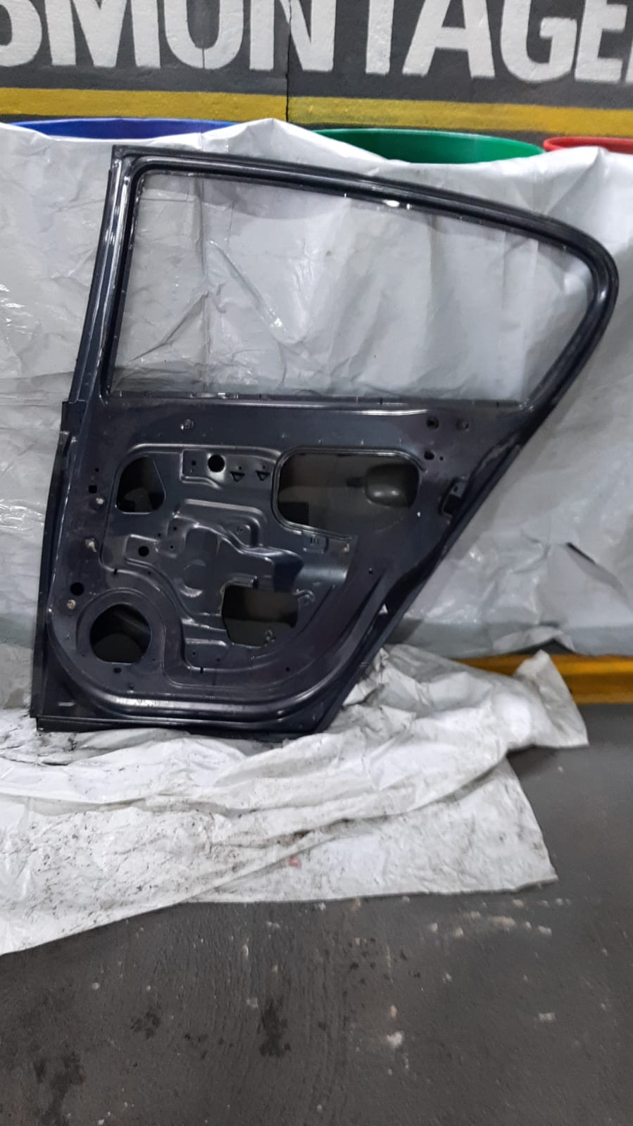 PORTA TRAS VECTRA GT 4P LD - Imagem 2