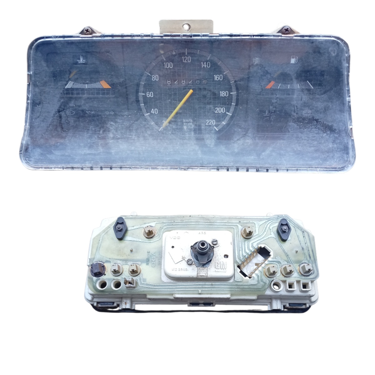 Painel de Instrumentos GM Kadett com defeito