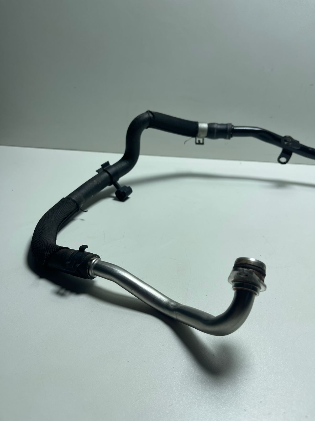 Cano Ferro Água Motor Audi A5 2.0 Tfsi 2019 06l121075s - Imagem 2