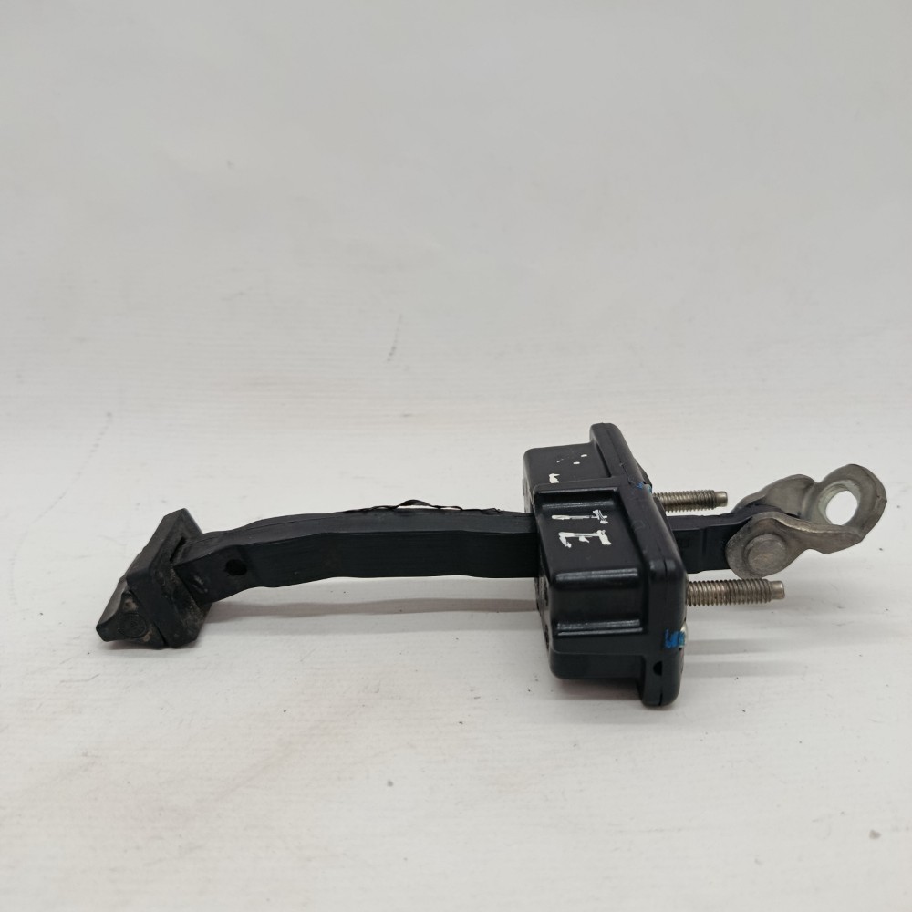 Limitador Porta Traseir Fiat Argo 2017 2018 18 20 21 22 23 - Imagem 3