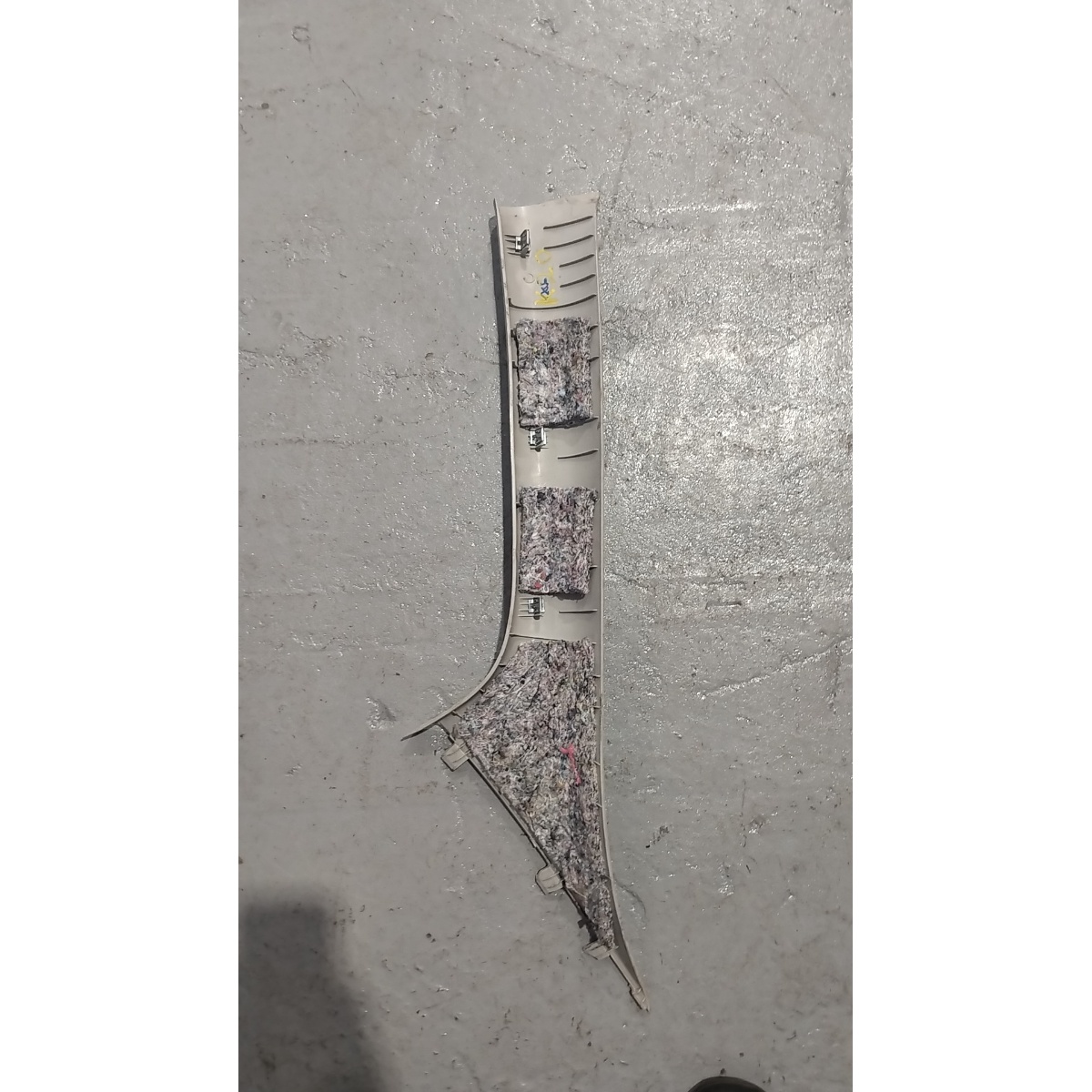 Acabamento Interno Da Coluna Do Para Brisa Esquerdo Ford Ka - Imagem 2