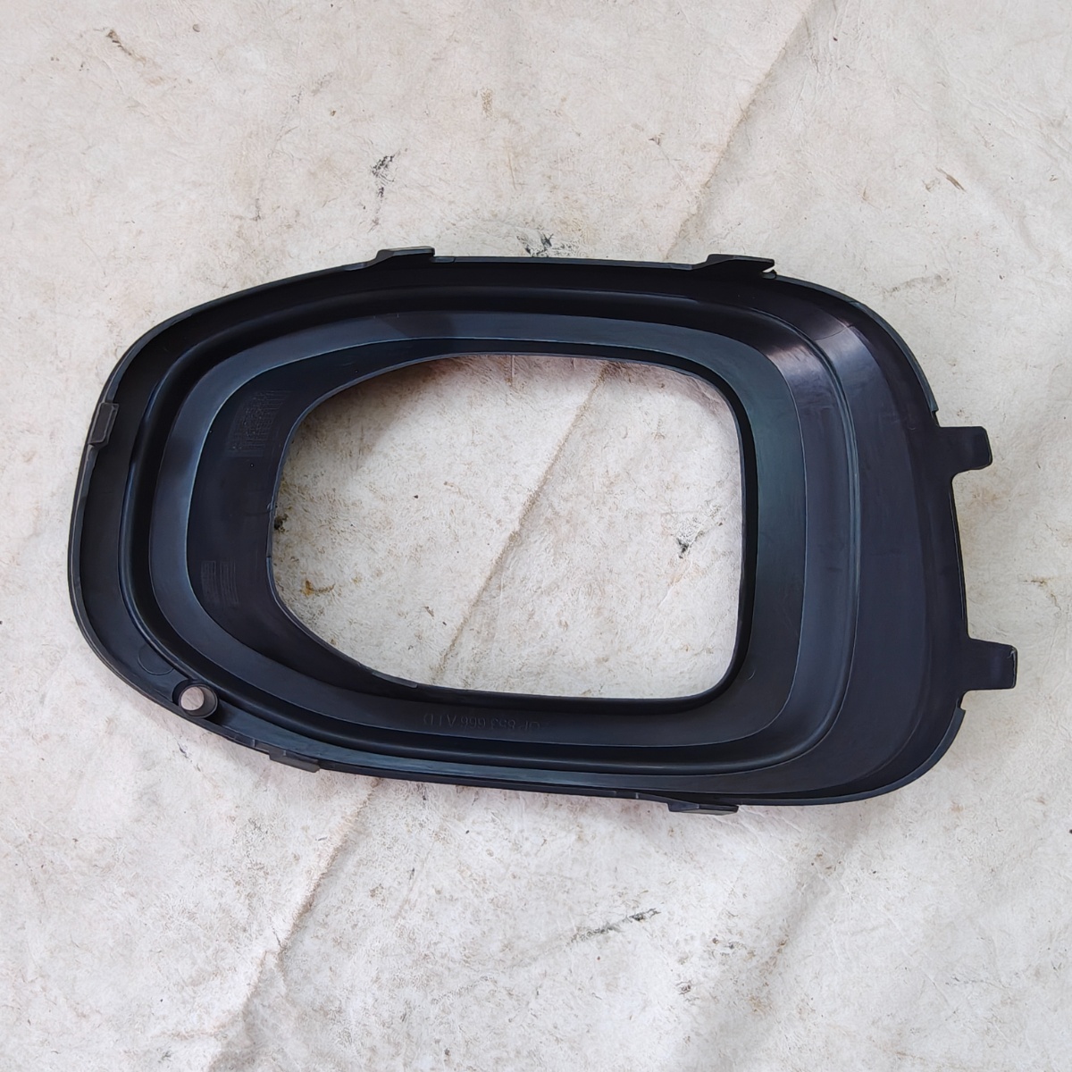 Moldura Farol Milha Lado Direito T-cross 2019/2022 Original Preto Direito - Imagem 4