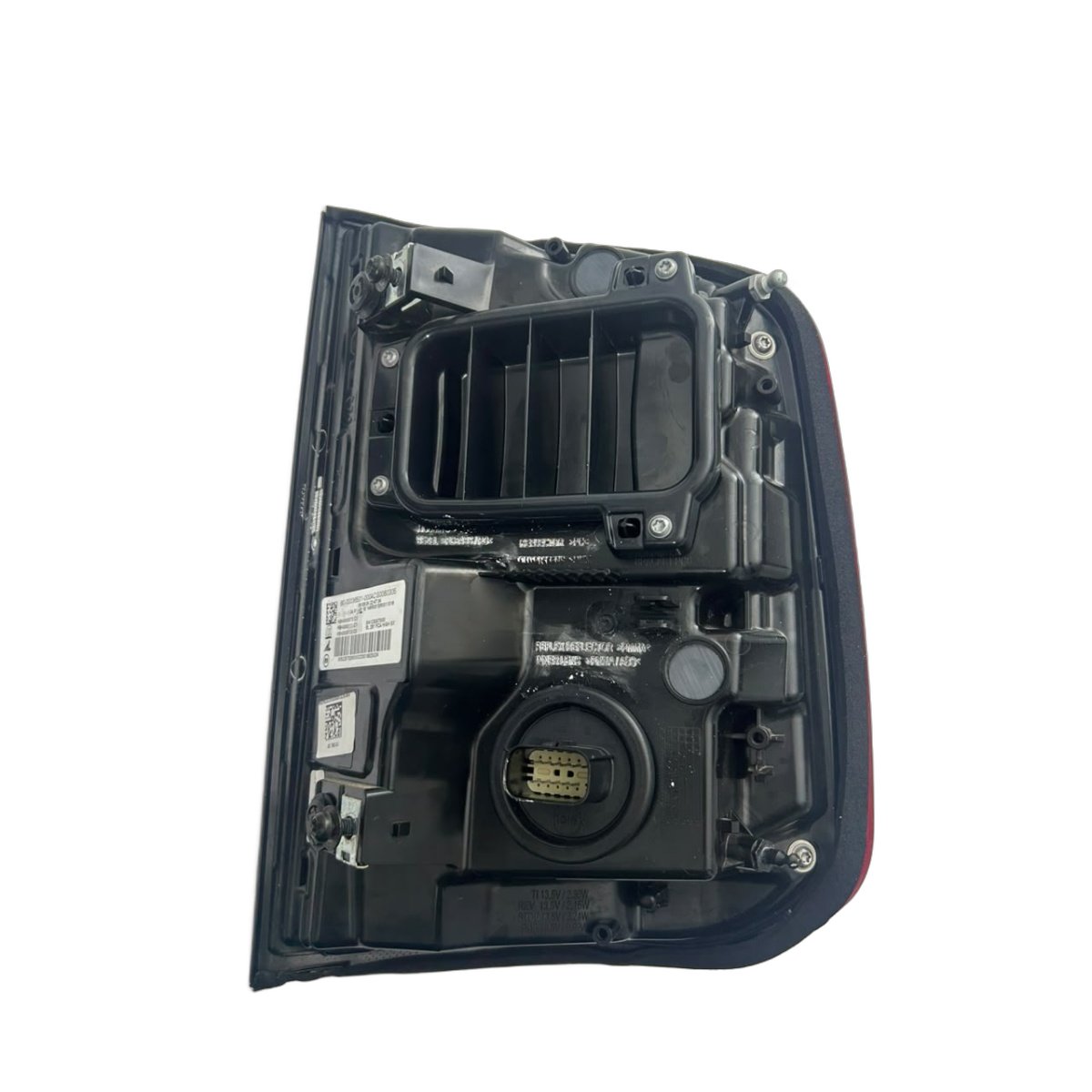 Lanterna Traseira Esquerda RAM Rampage Rebel 2023 e 2024 - Imagem 5