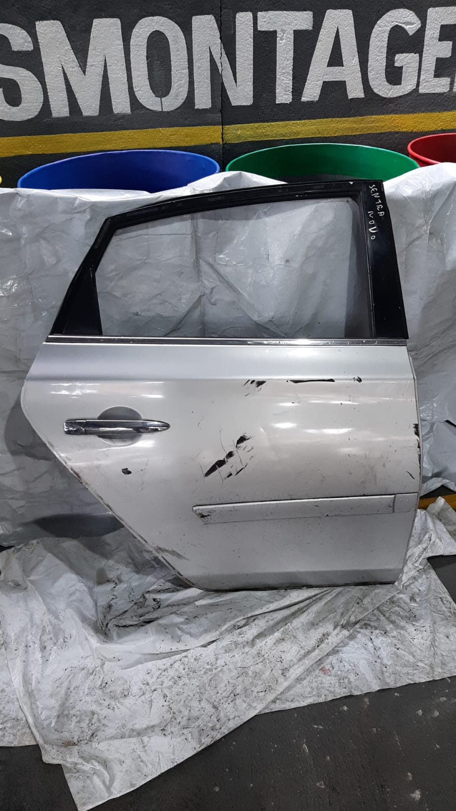 PORTA TRAS SENTRA LD 07/12 PRATA